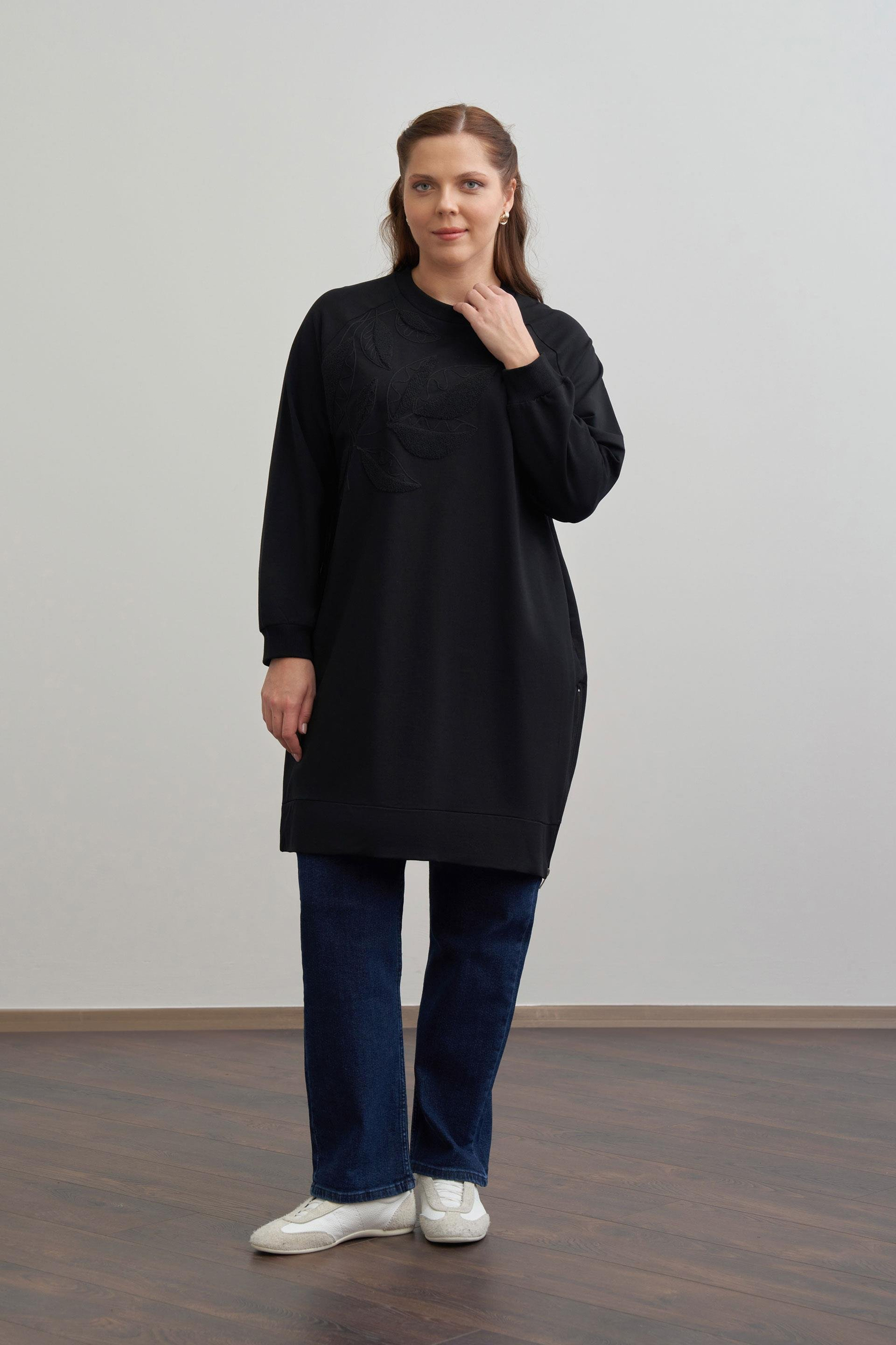 Siyah-Büyük Beden Pamuklu Yaprak Desenli Tunik