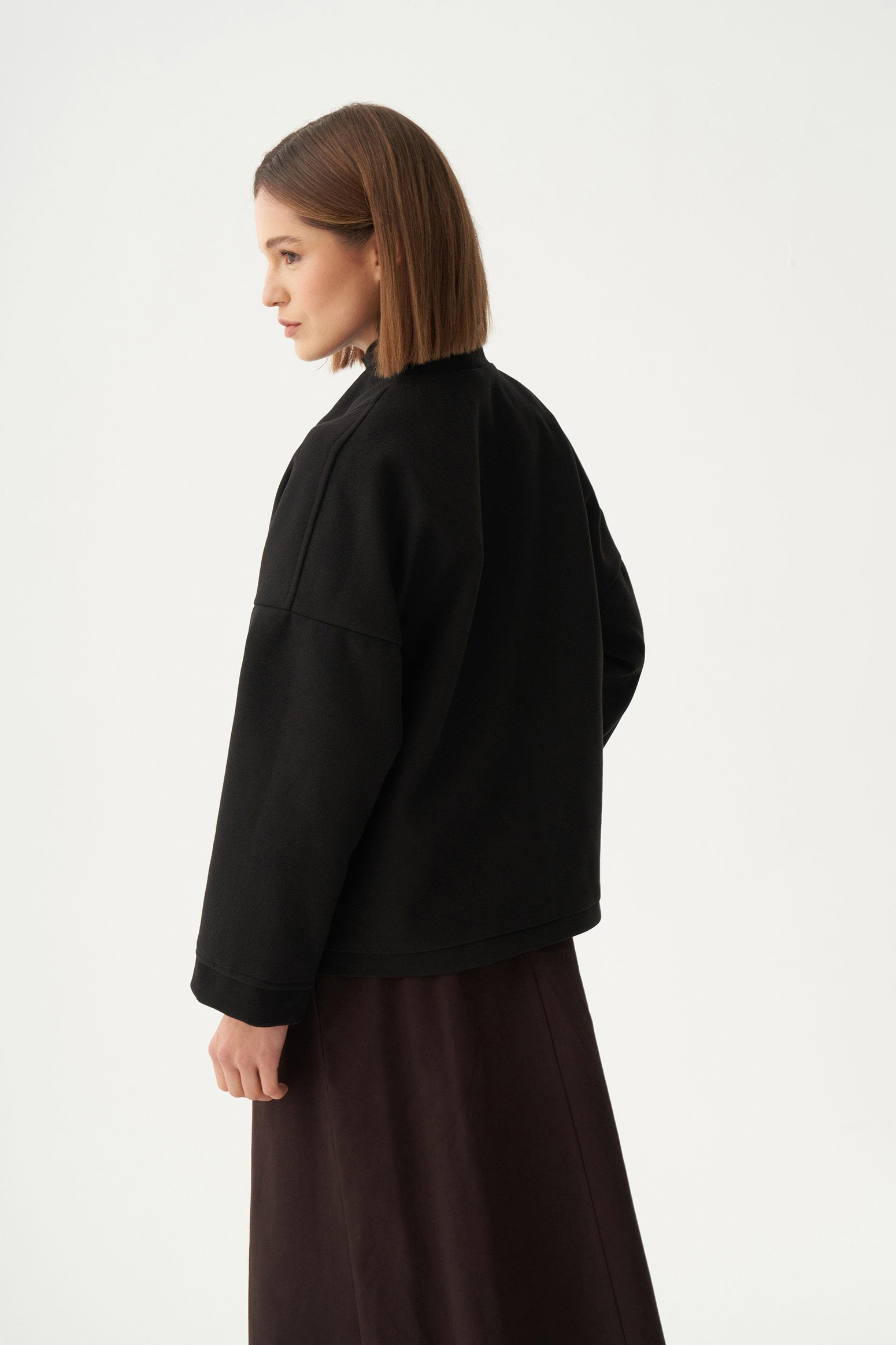 Siyah-Cepli Kısa Kaşe Ceket