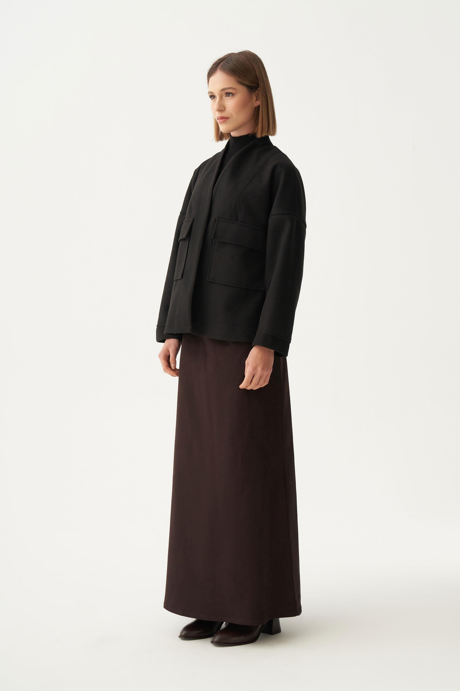 Siyah-Cepli Kısa Kaşe Ceket