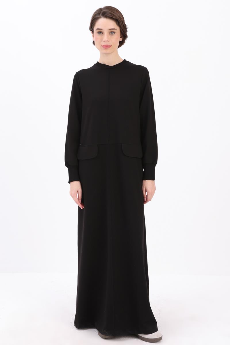 Black-Pocket Knitted Dress