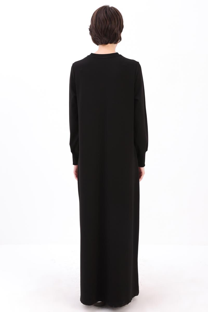 Black-Pocket Knitted Dress