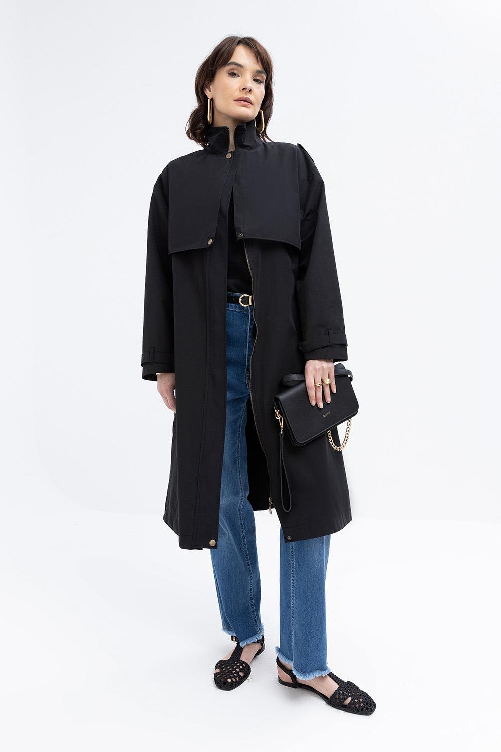 Siyah-Cepli Rüzgarlıklı Trençkot