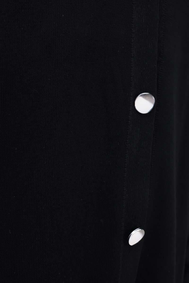 Siyah-Sakallı İplik Düğmeli Hırka