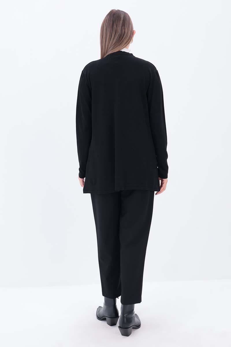 Siyah-Sakallı İplik Düğmeli Hırka