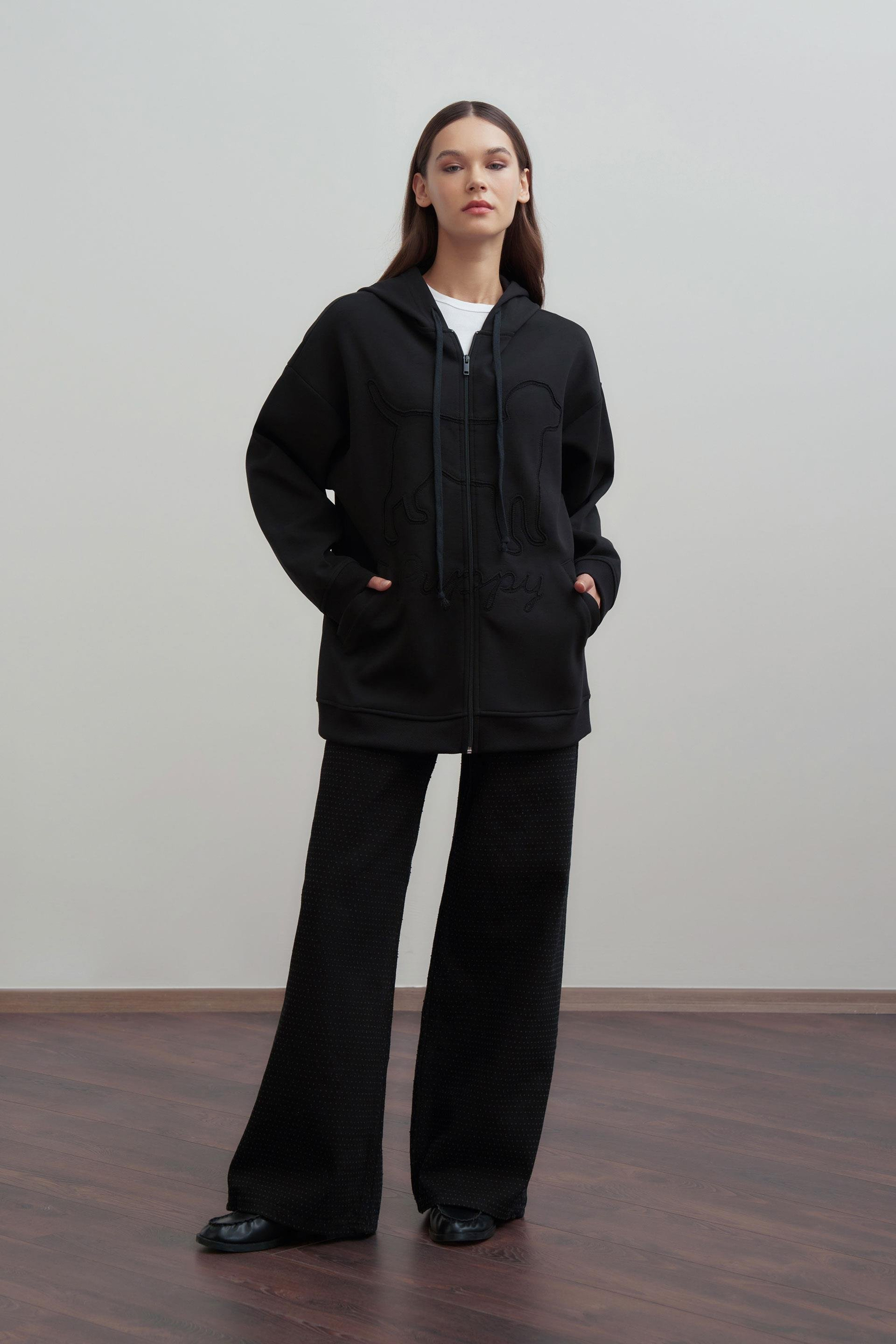 Siyah-Kanguru Cep Detaylı Sweatshirt