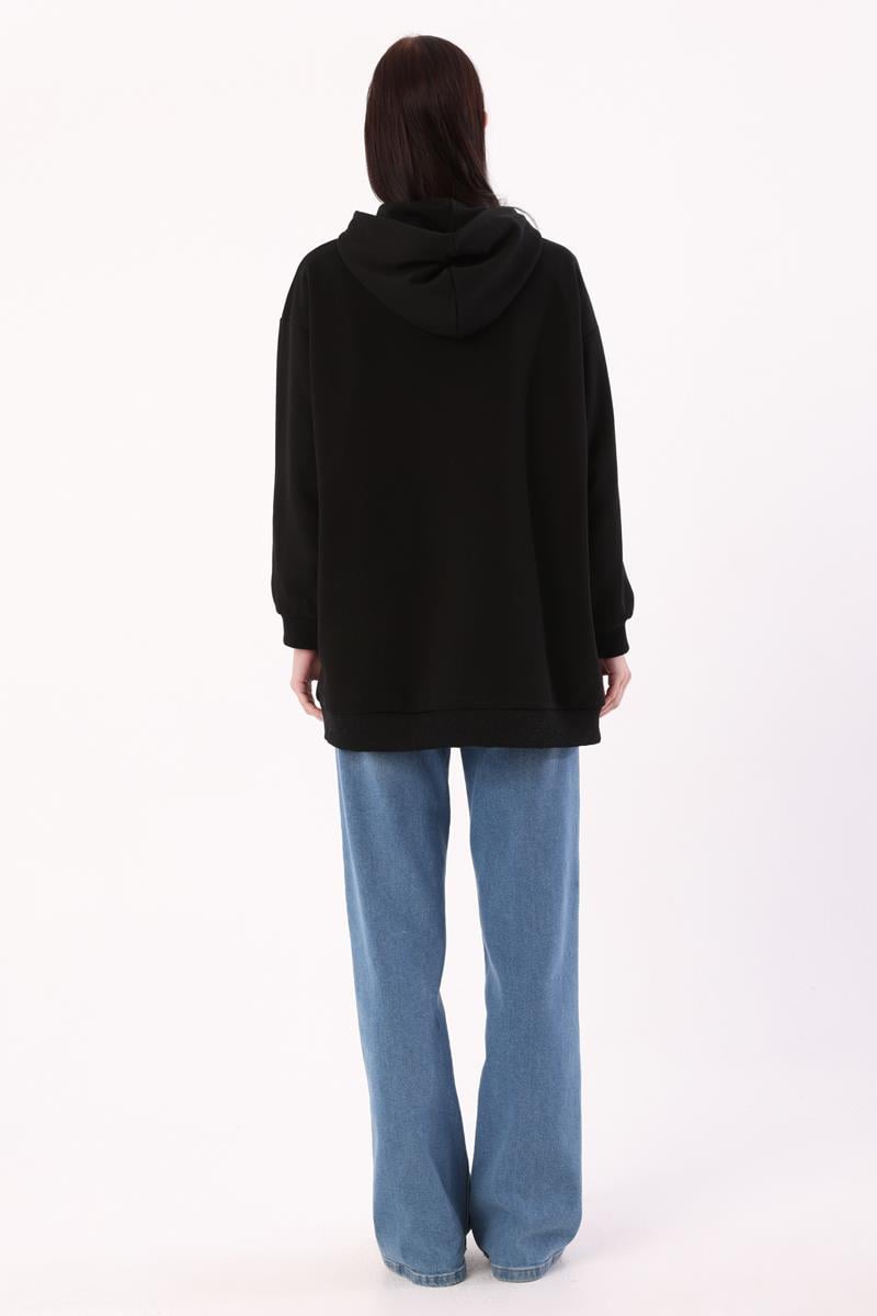 Black-Kangaroo Pocket Oversize Sweatshirt