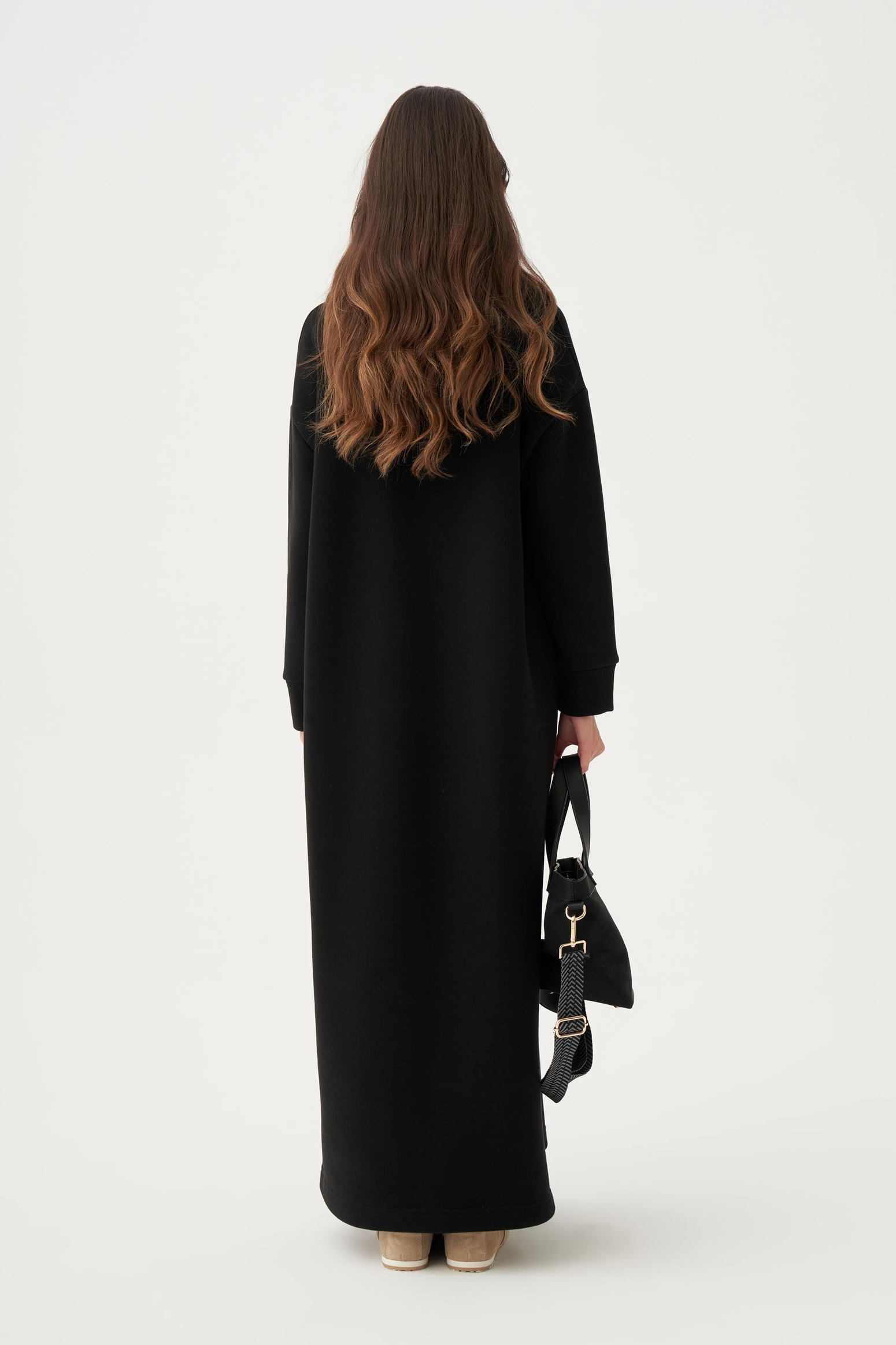 Siyah-Kapüşonlu Basic Elbise