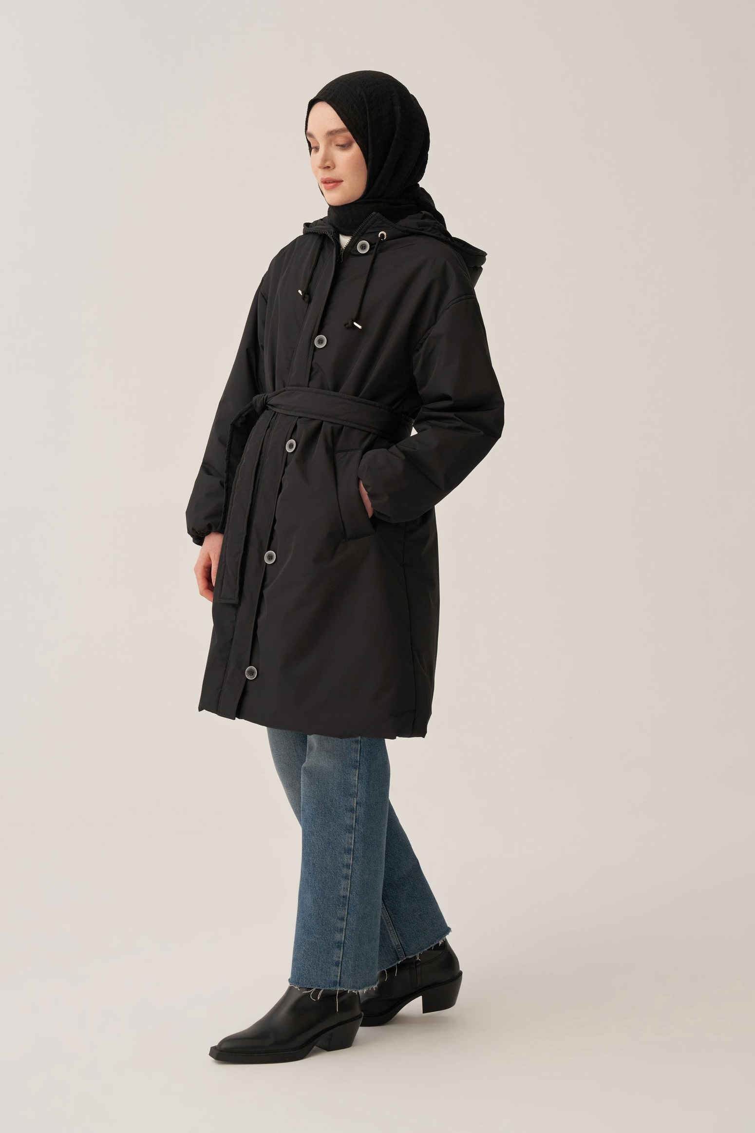 Siyah-Kemerli Relax Şişme Mont