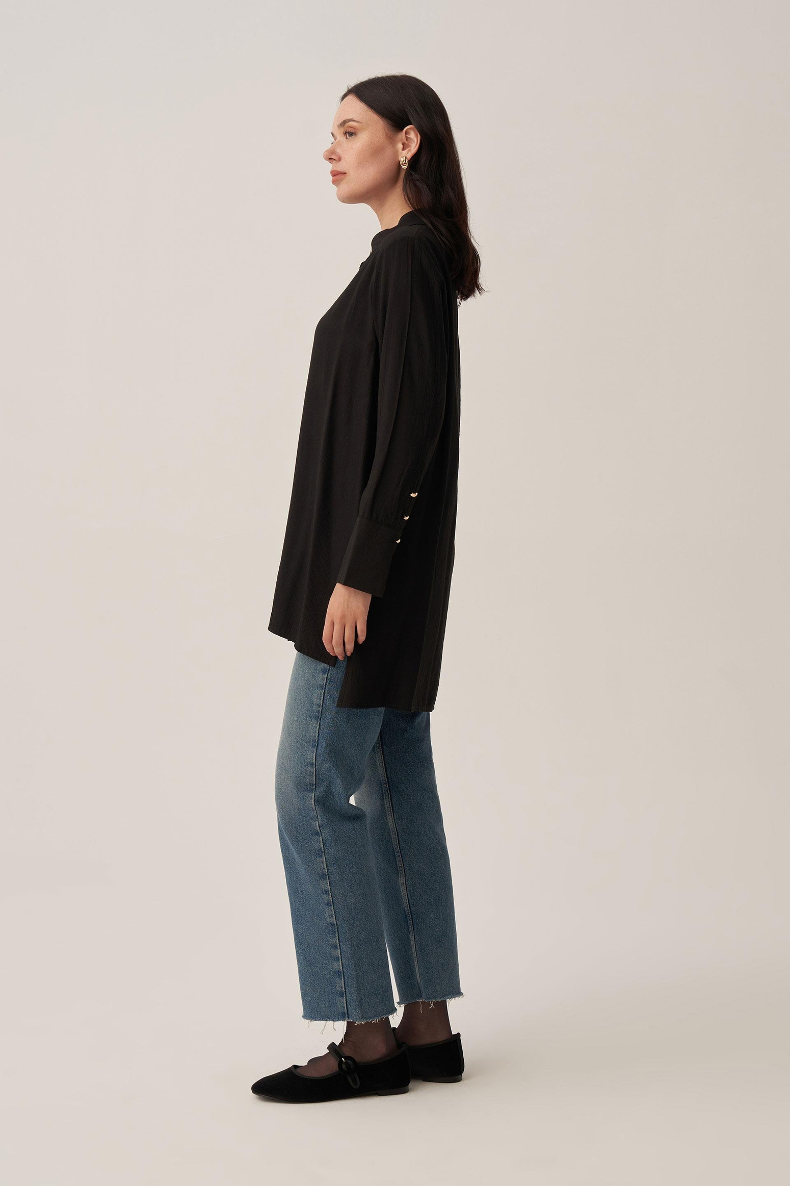 Siyah-Kırışık Efektli Şık Poplin Gömlek