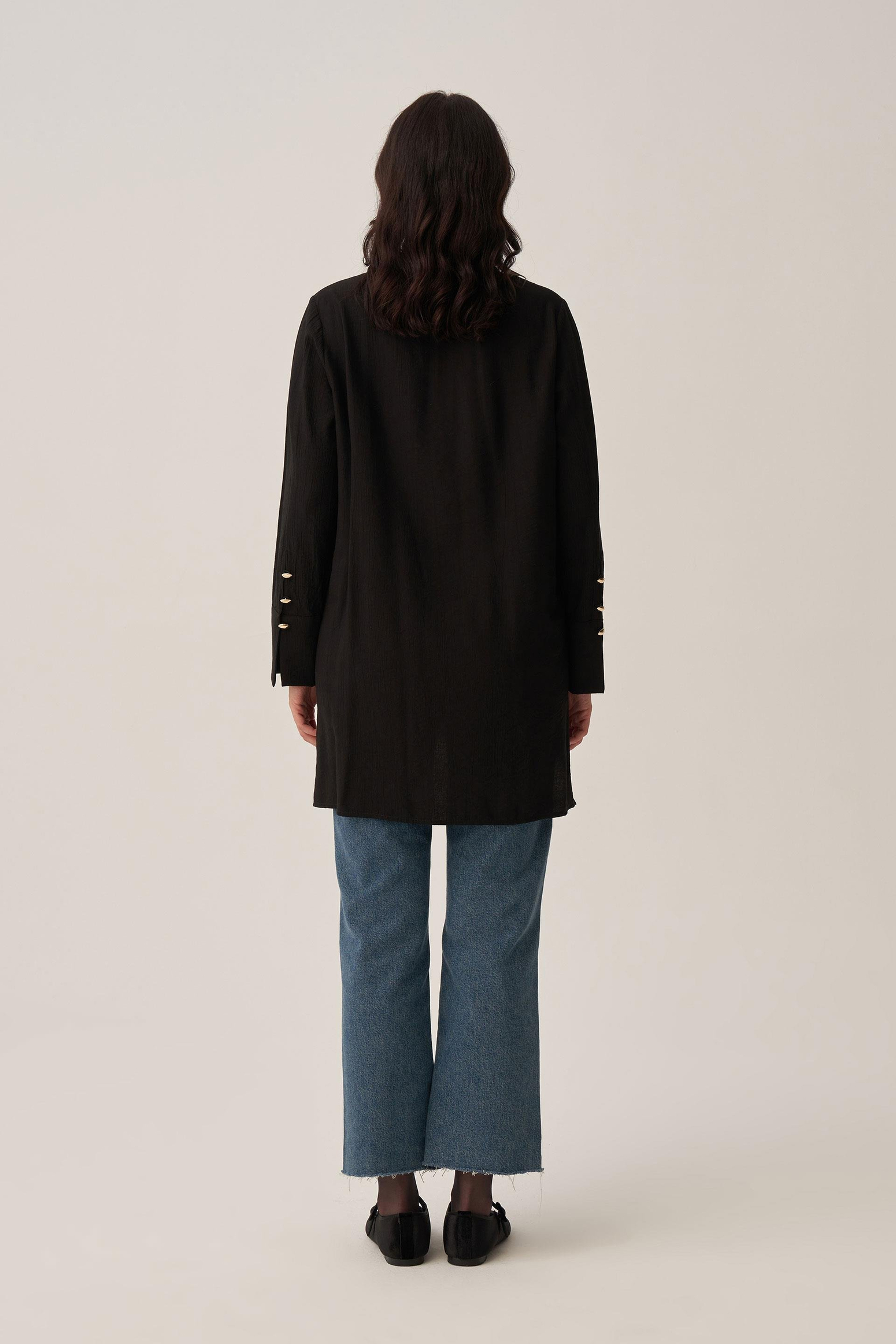 Siyah-Kırışık Efektli Şık Poplin Gömlek