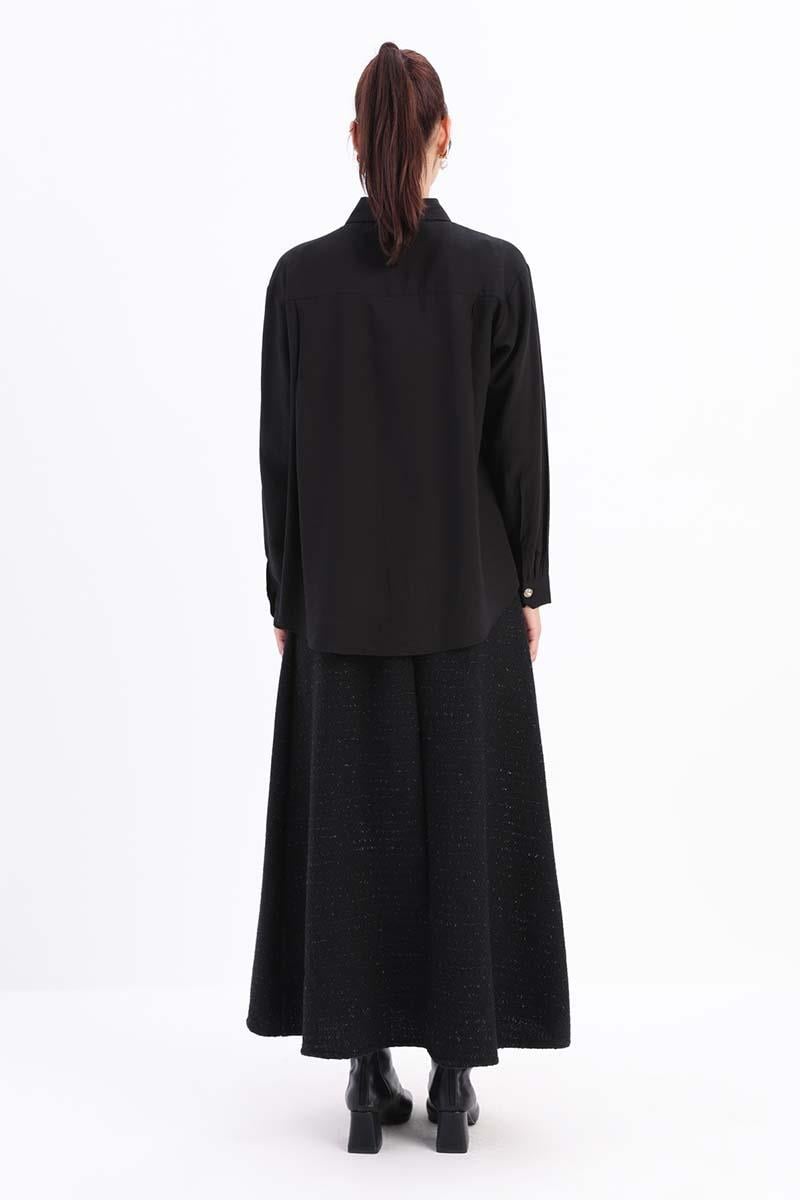 CHEMISE BOUTONNÉE ÉLÉGANTE AVEC DÉTAIL DE MANCHETTES DE COIN Noir