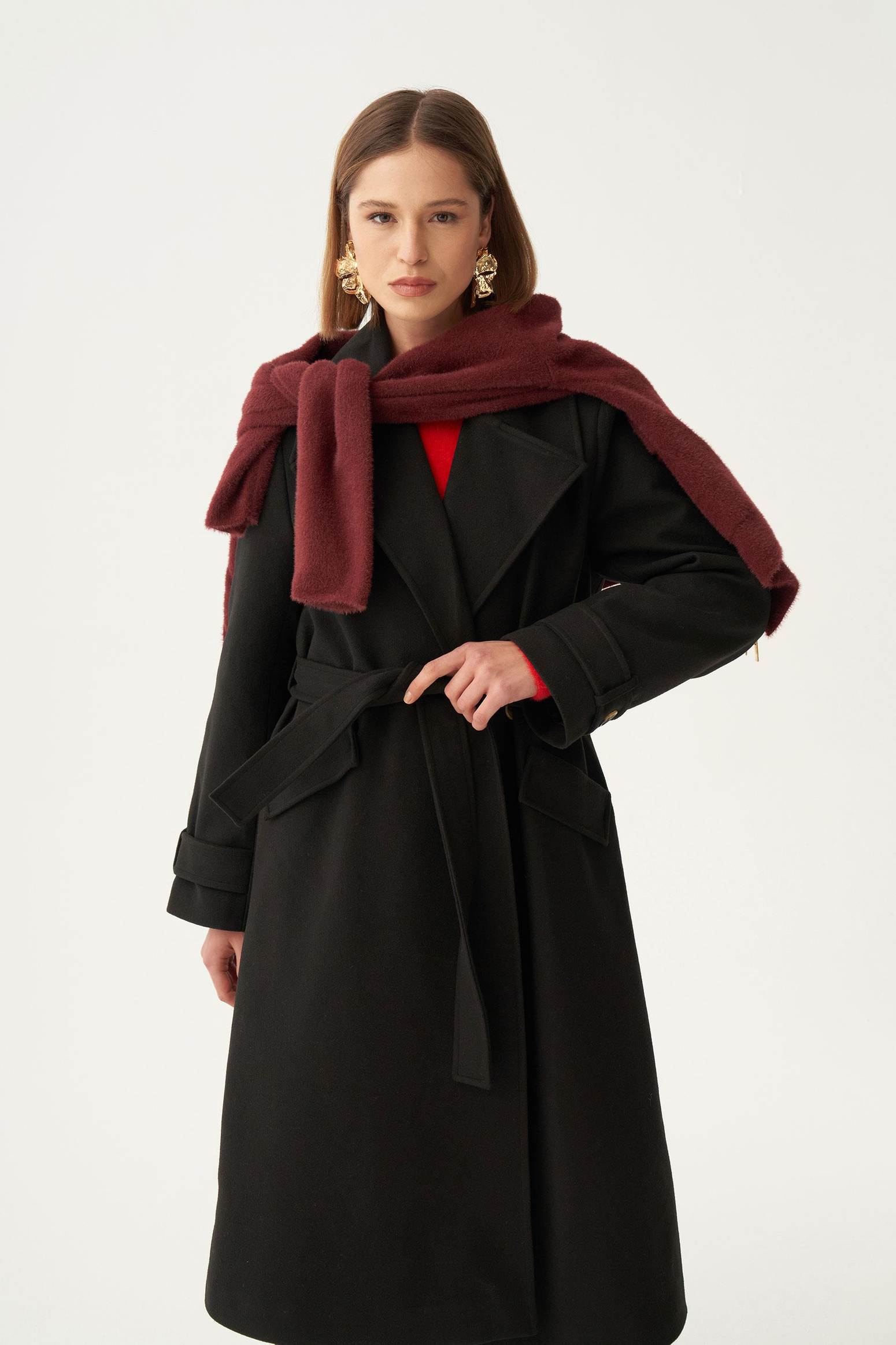 Siyah-Kruvaze Düğmeli Uzun Kaban