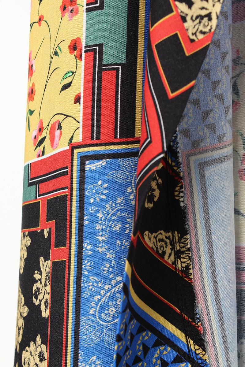 Schwarz-blau gemusterter Kimono