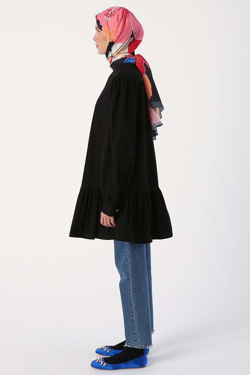 Black-Ribbed Collarless Cotton Tunic