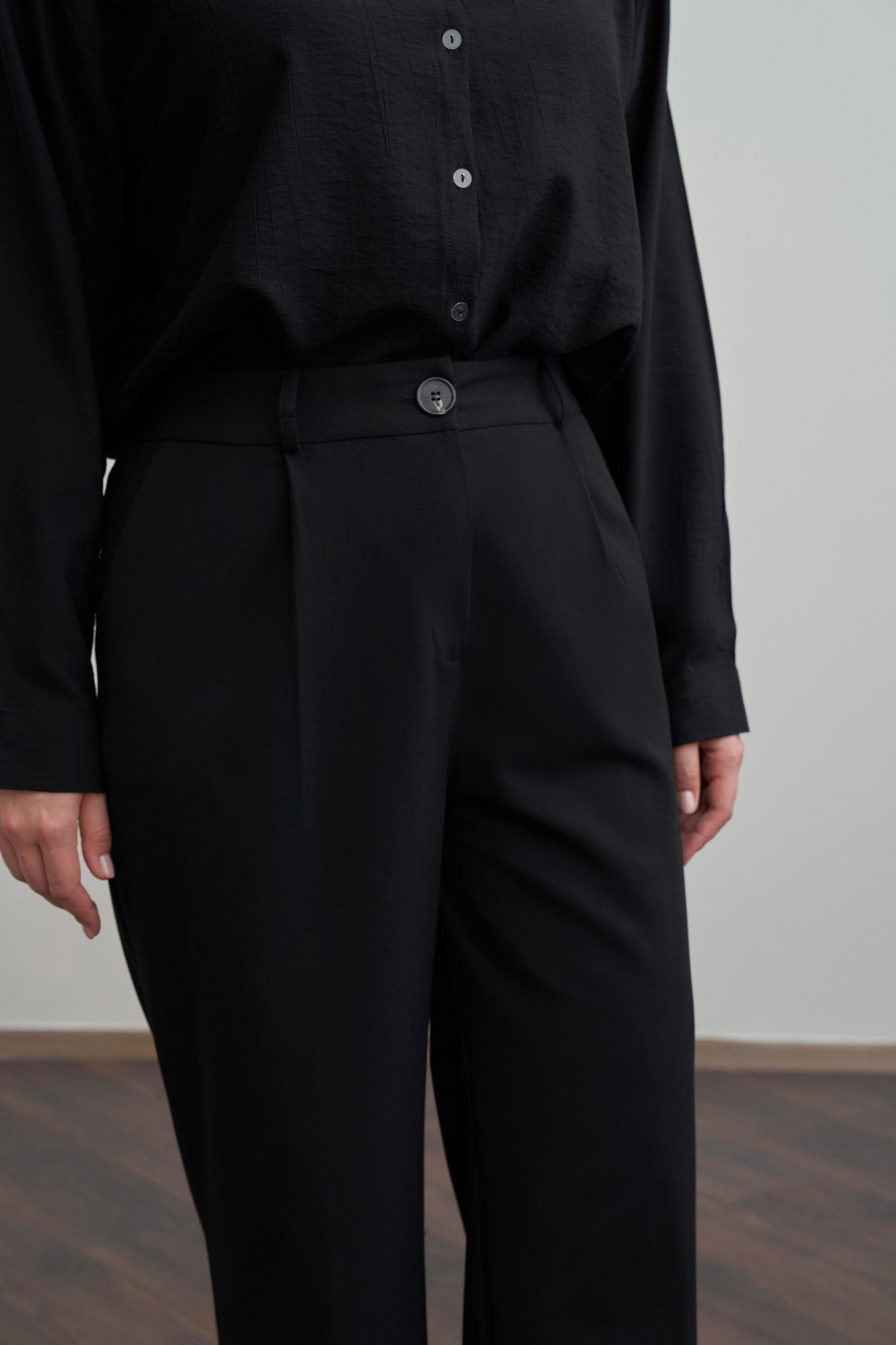 Siyah-Önü Pileli Polyviscon Pantolon