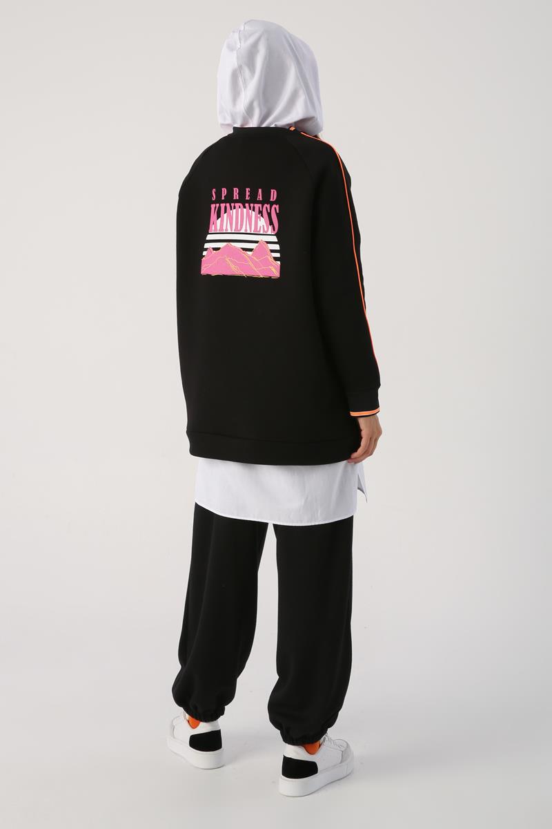 Siyah-Oversize Neon Detaylı Arkası Baskılı Şardonlu Sweatshirt