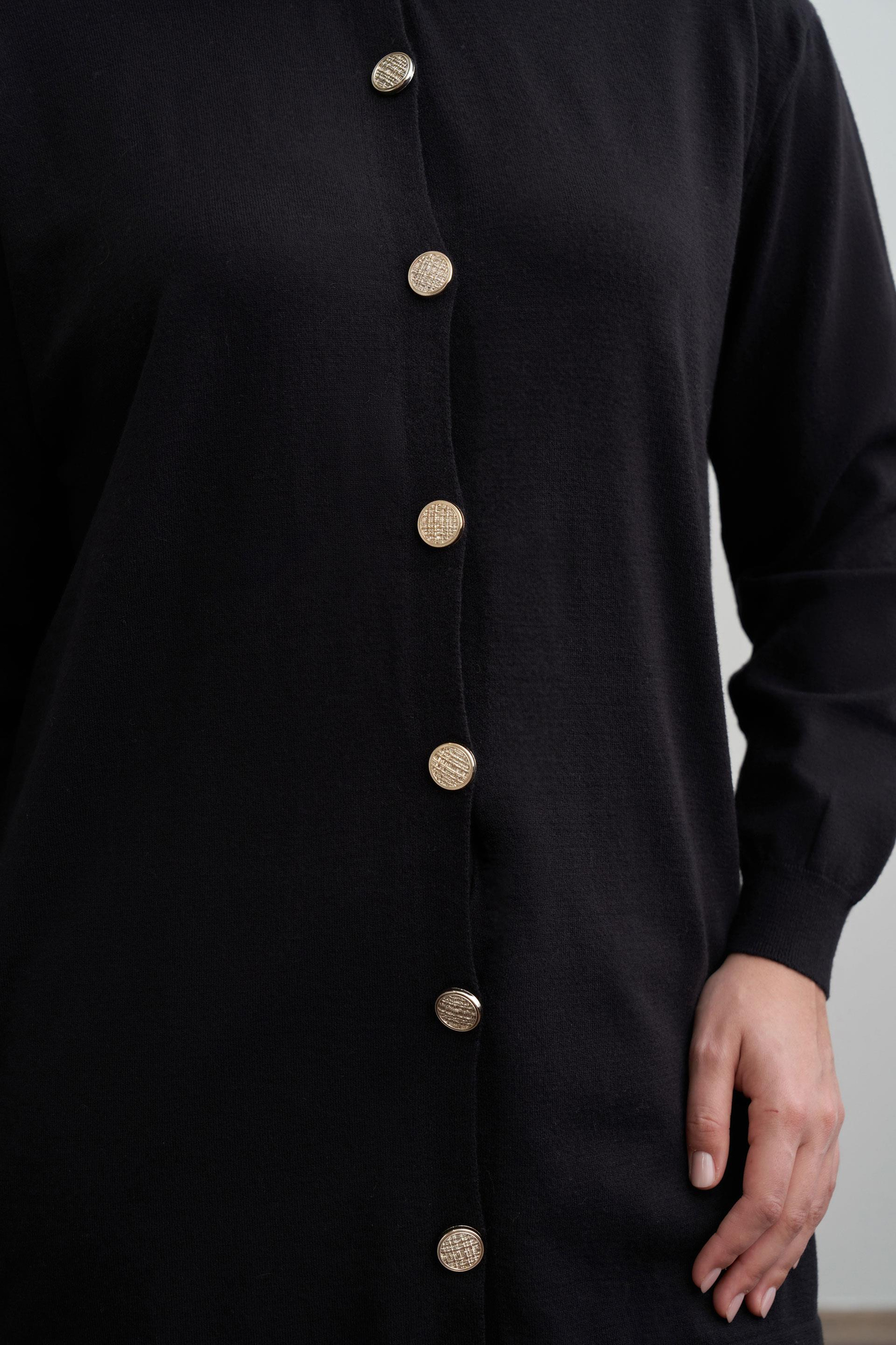 Siyah-Patı Dügmeli Triko Hırka