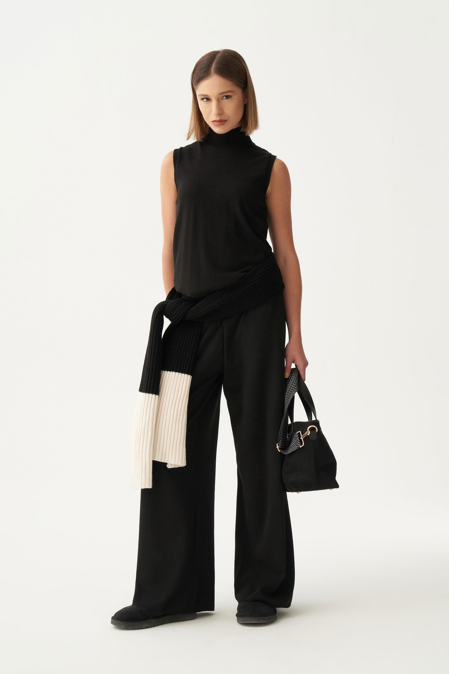 Siyah-Triko Pantolon