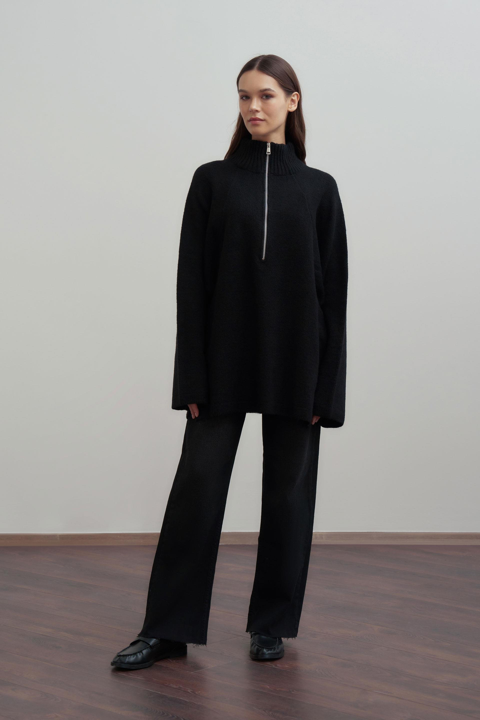 Siyah-Yarım Fermuarlı Kazak