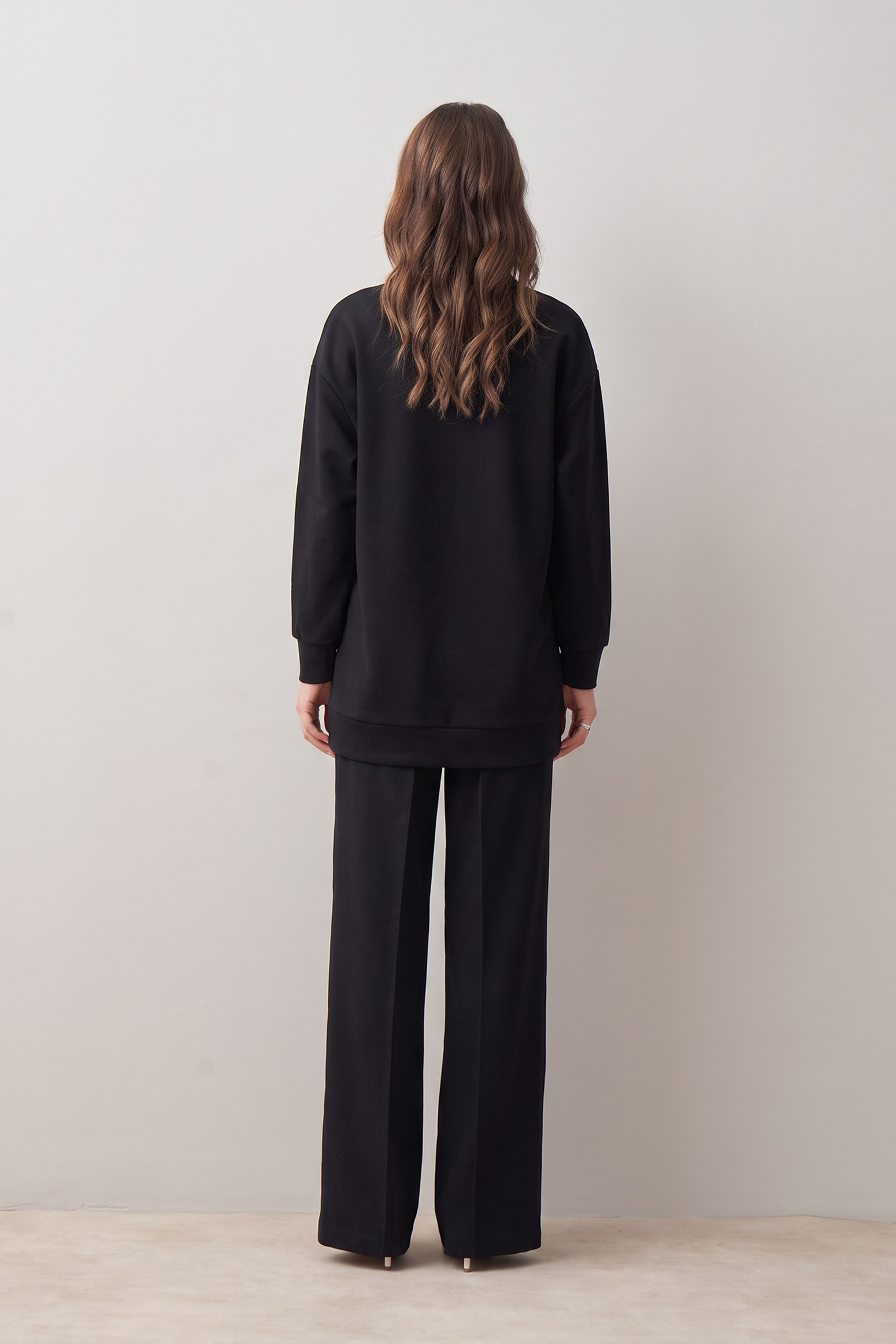 Siyah-Yumuşak Dokulu Sweatshirt