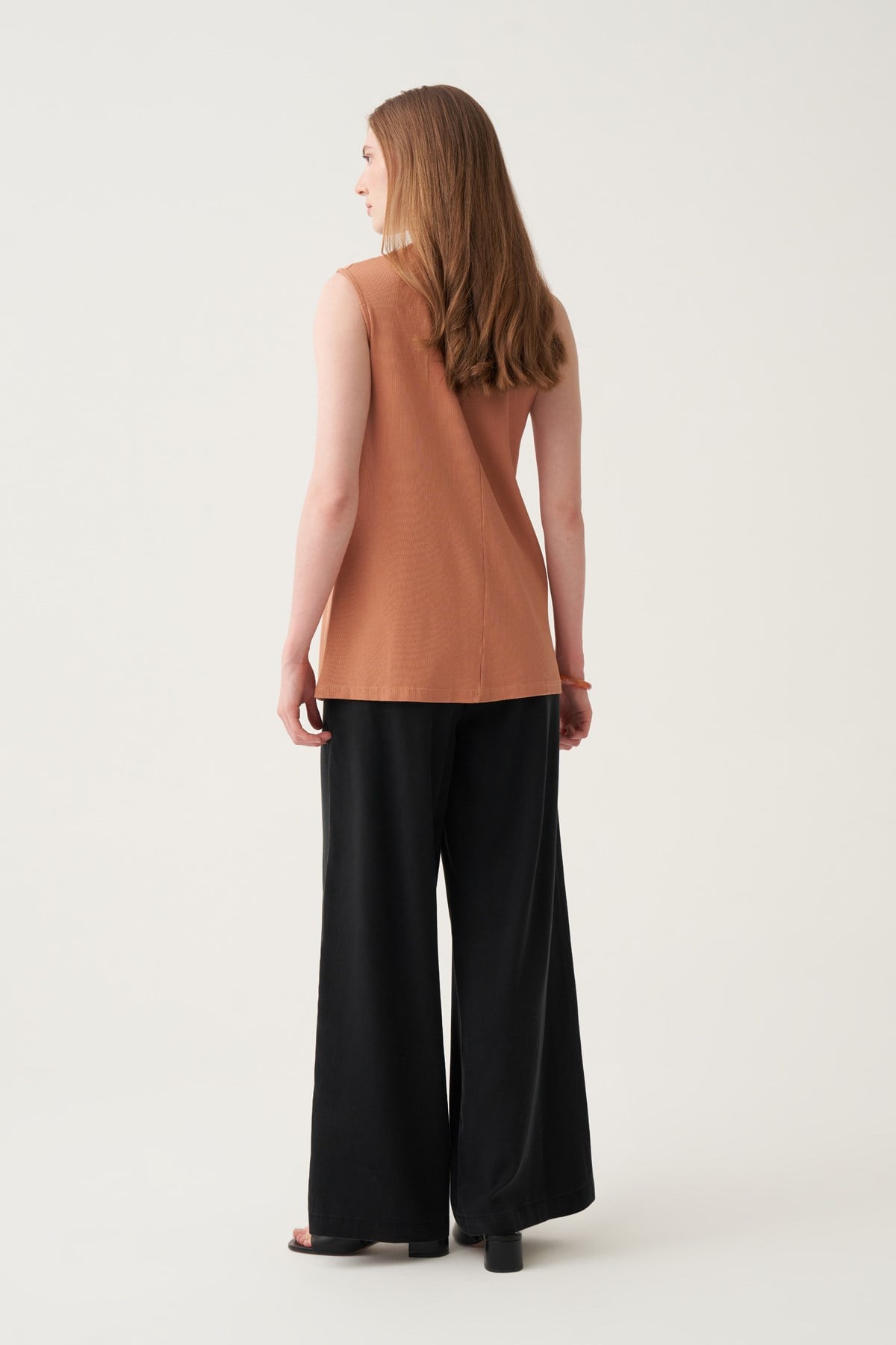 Salmon-Cotton Corded Sleeveless T-Shirt