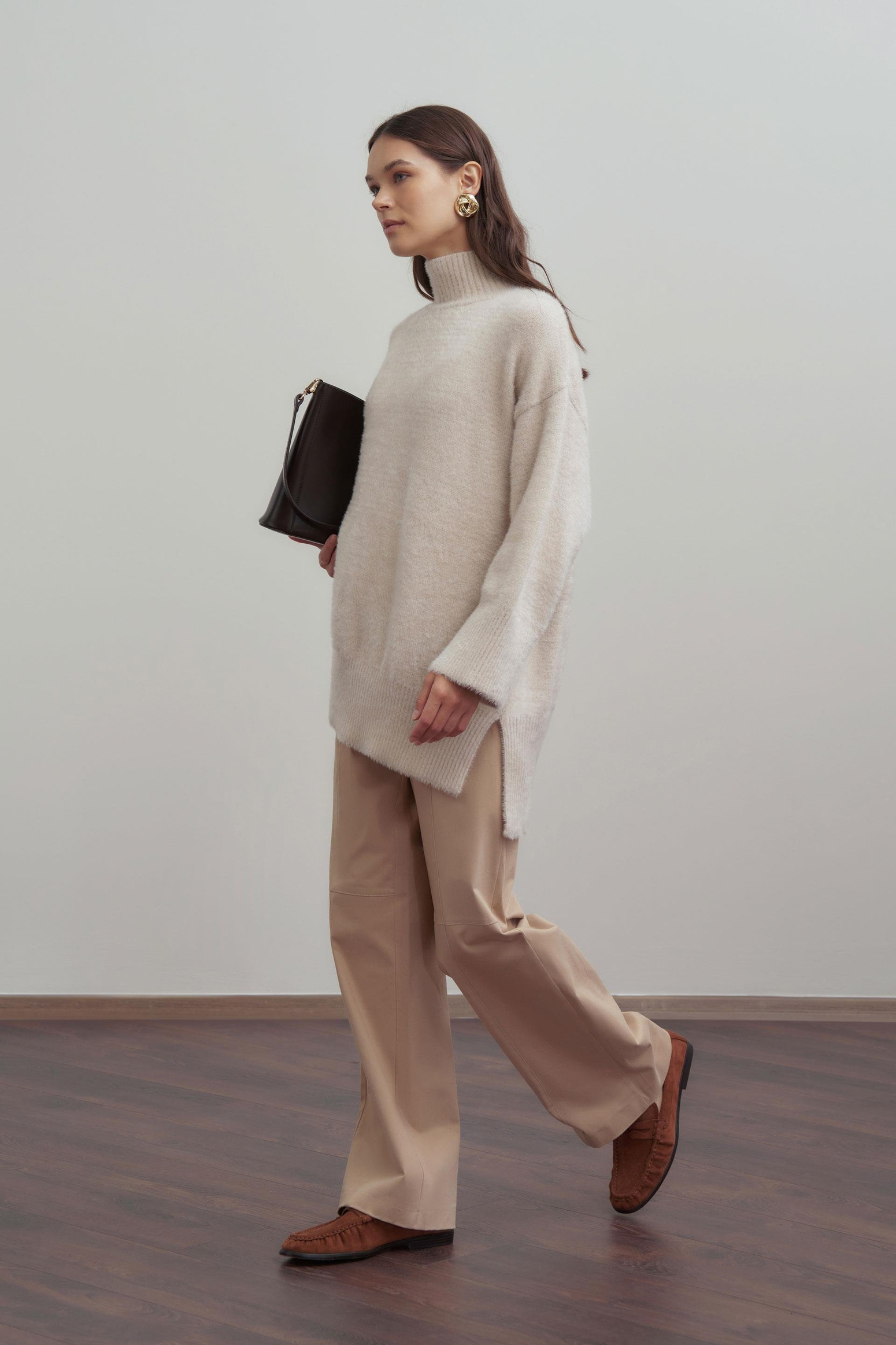 Taş-Balıkçı Yaka Sakal İplik Triko Kazak