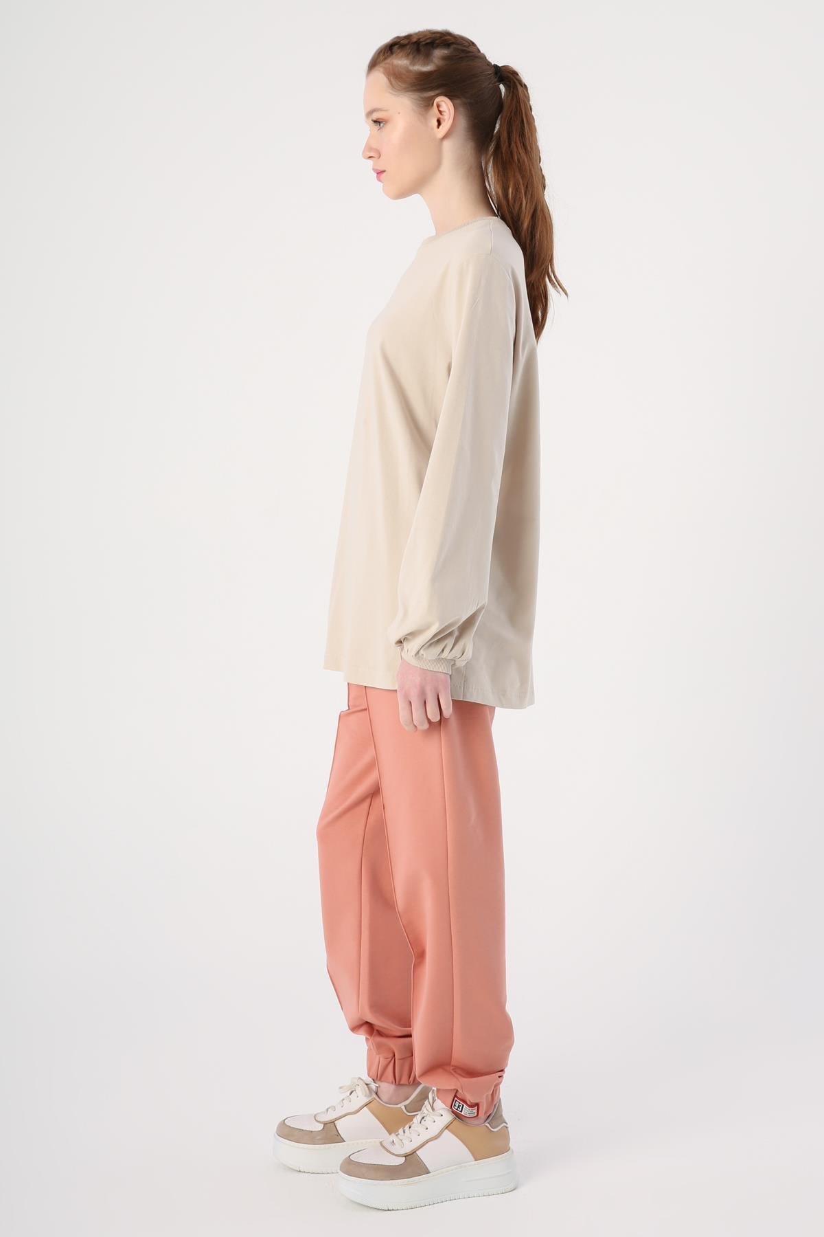 Stone-Crew Neck Gathered Cotton Blouse