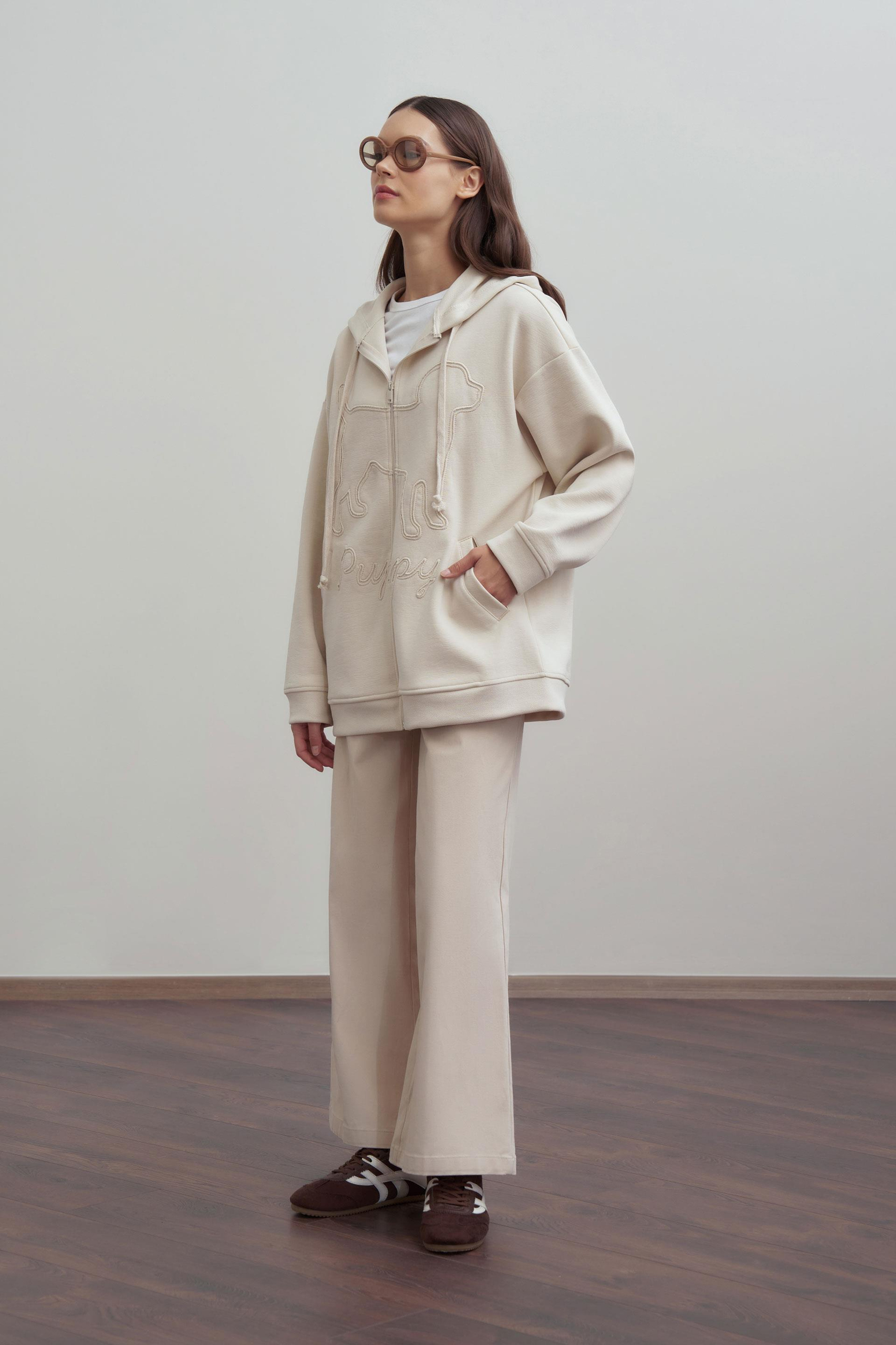 Taş-Kanguru Cep Detaylı Sweatshirt