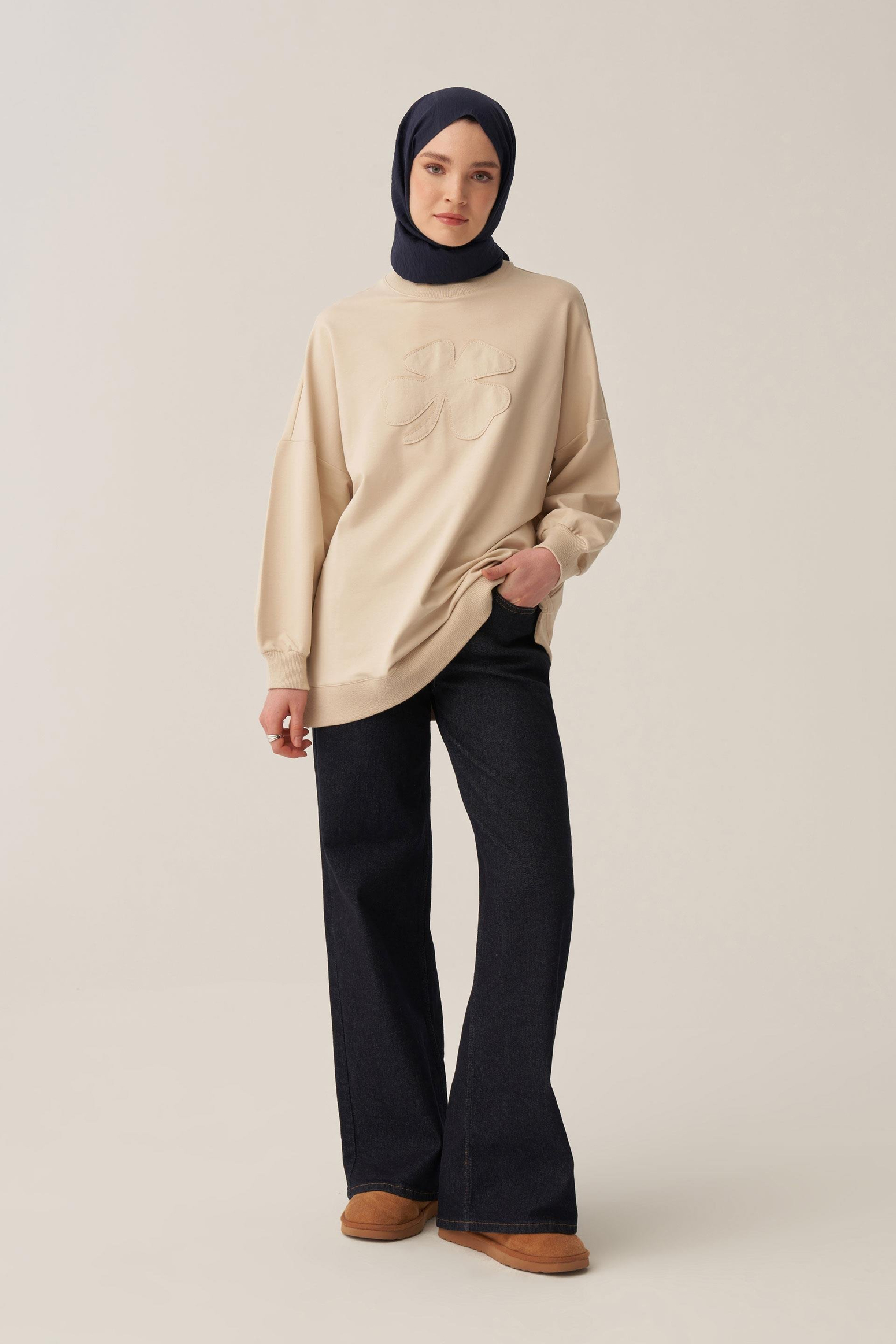 Taş-Pamuklu Aplikeli Sweatsirt