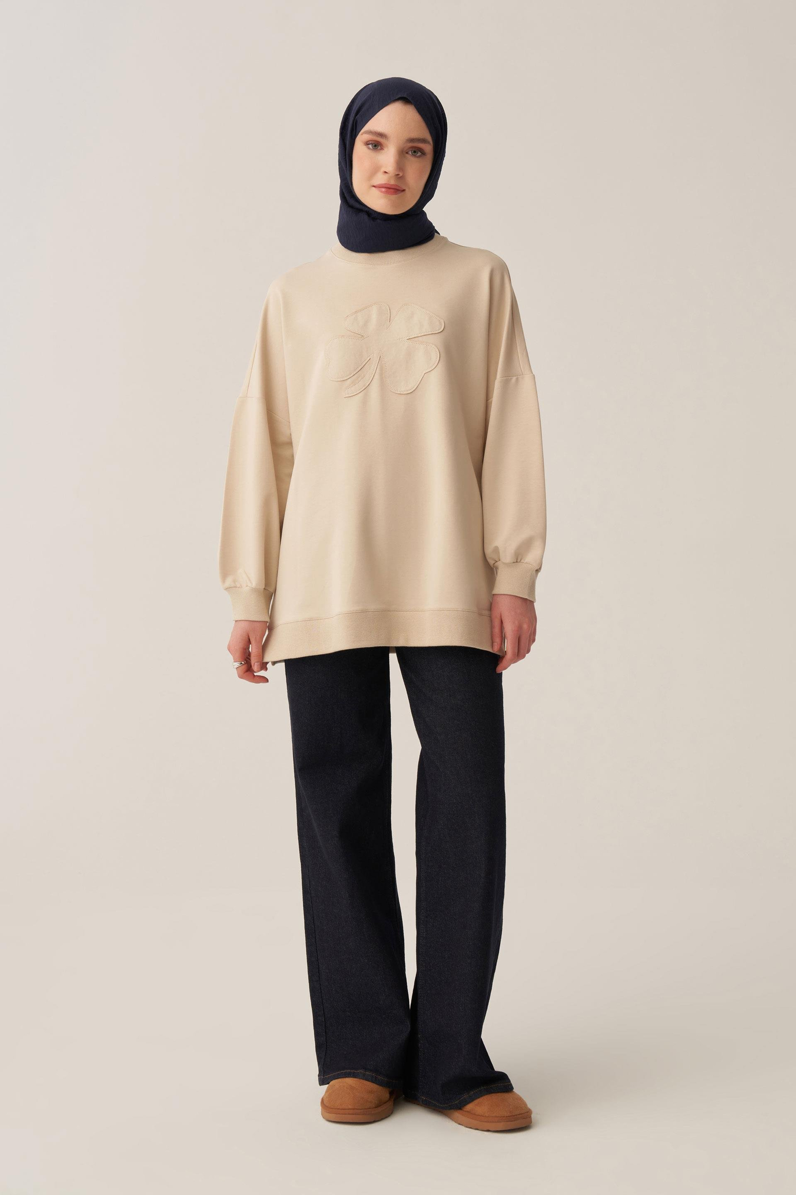 Taş-Pamuklu Aplikeli Sweatsirt