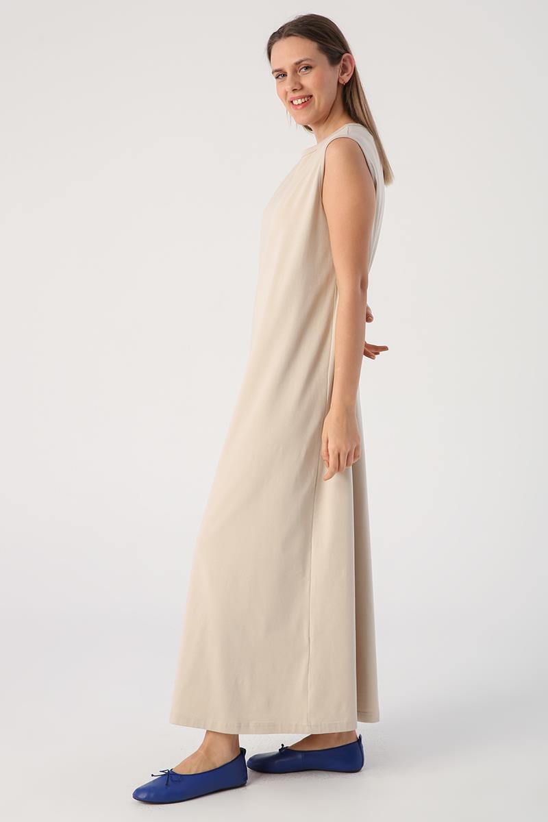 Taş-Pamuklu Bisiklet Yaka Kolsuz İçlik Elbise