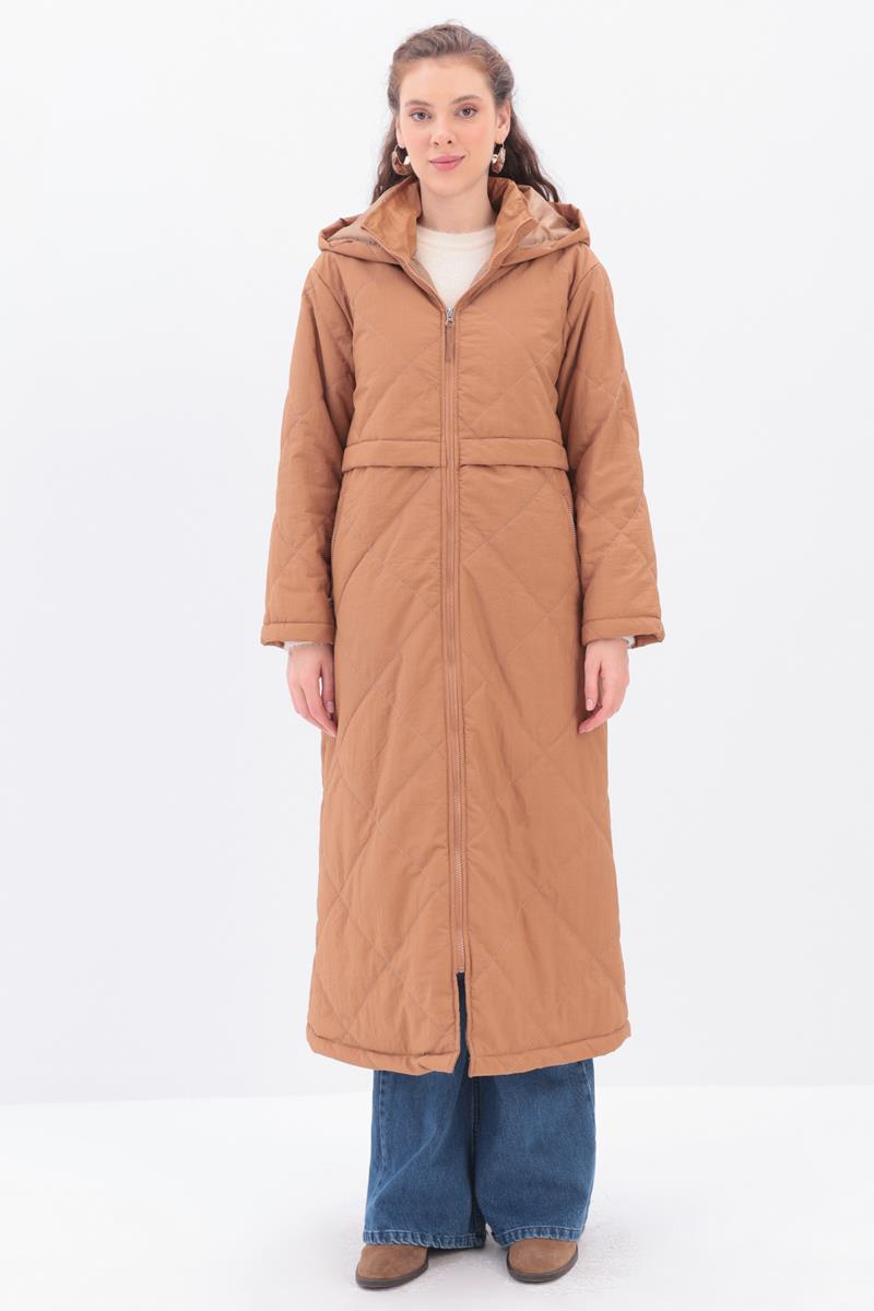 Soil-Hooded Quilted Coat