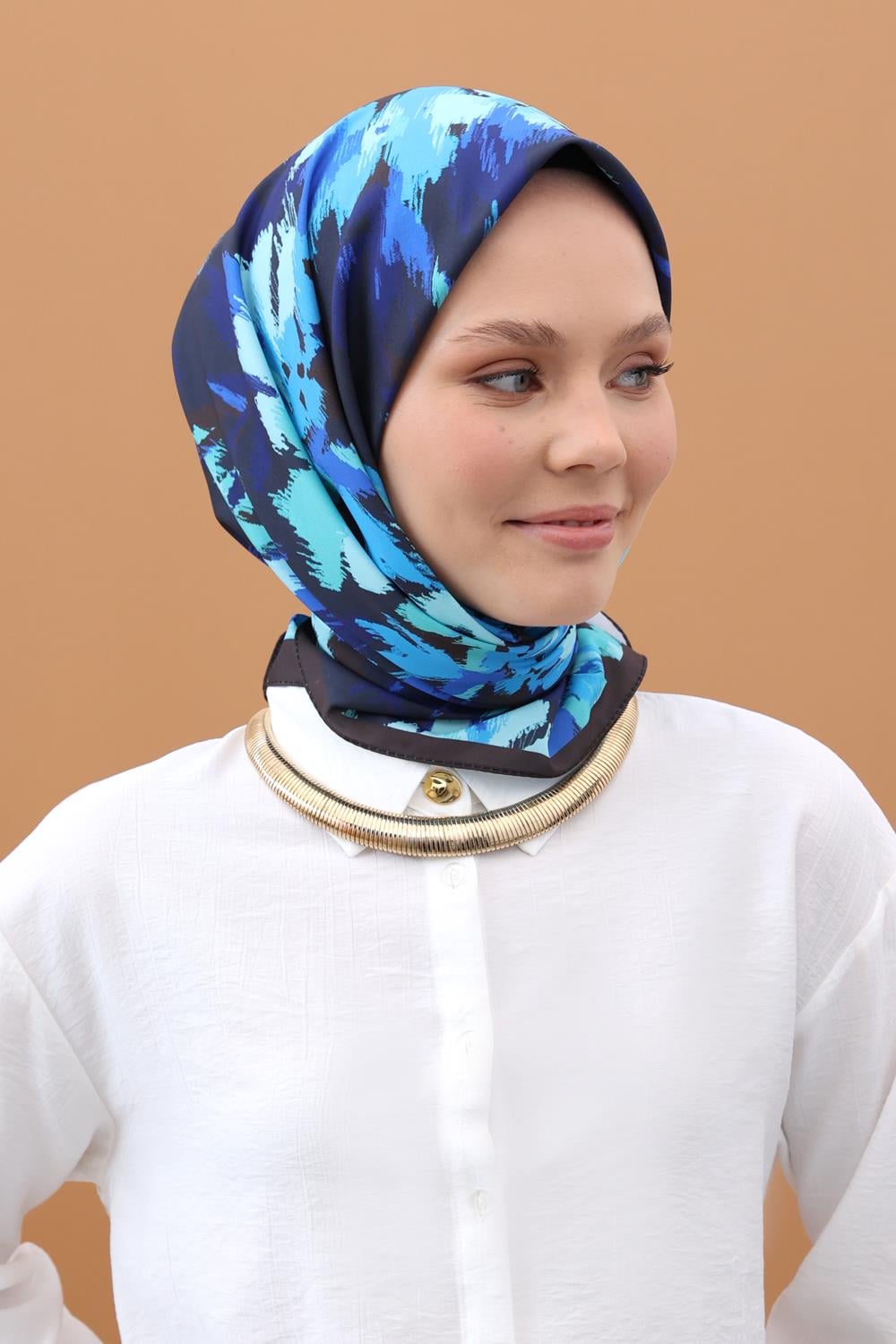 Turqoise-Patterned Cotton Viscose Shawl