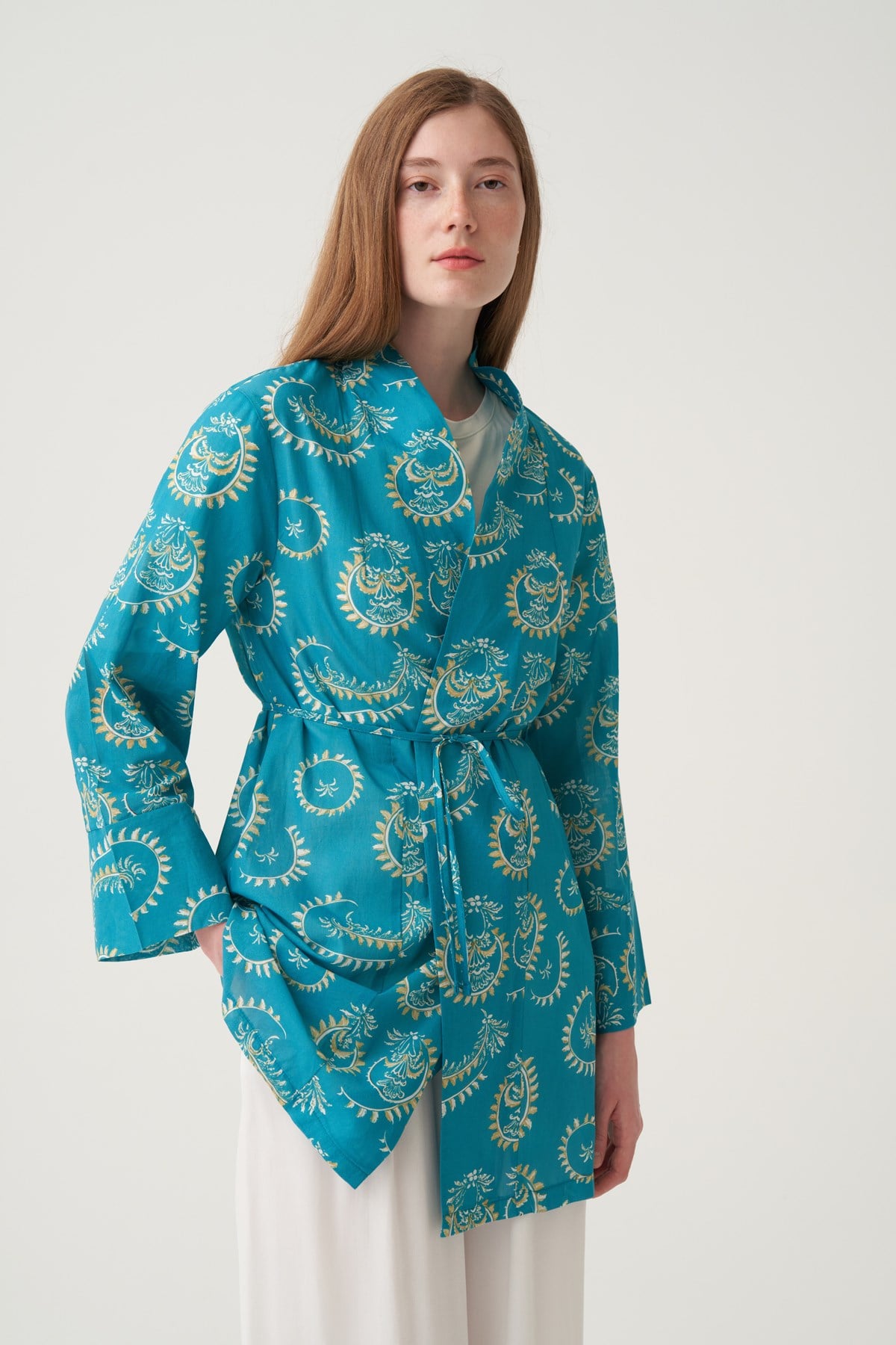 Turkuaz-Taş-Bağlama Detaylı Desenli Vual Kimono
