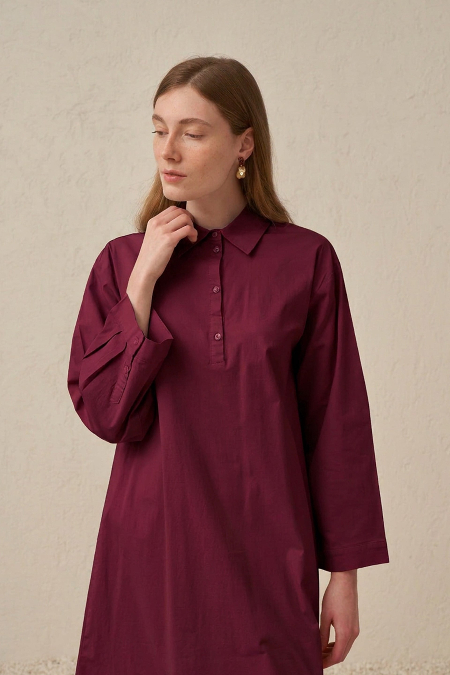 Vişne-Düğme Detaylı Poplin Tunik