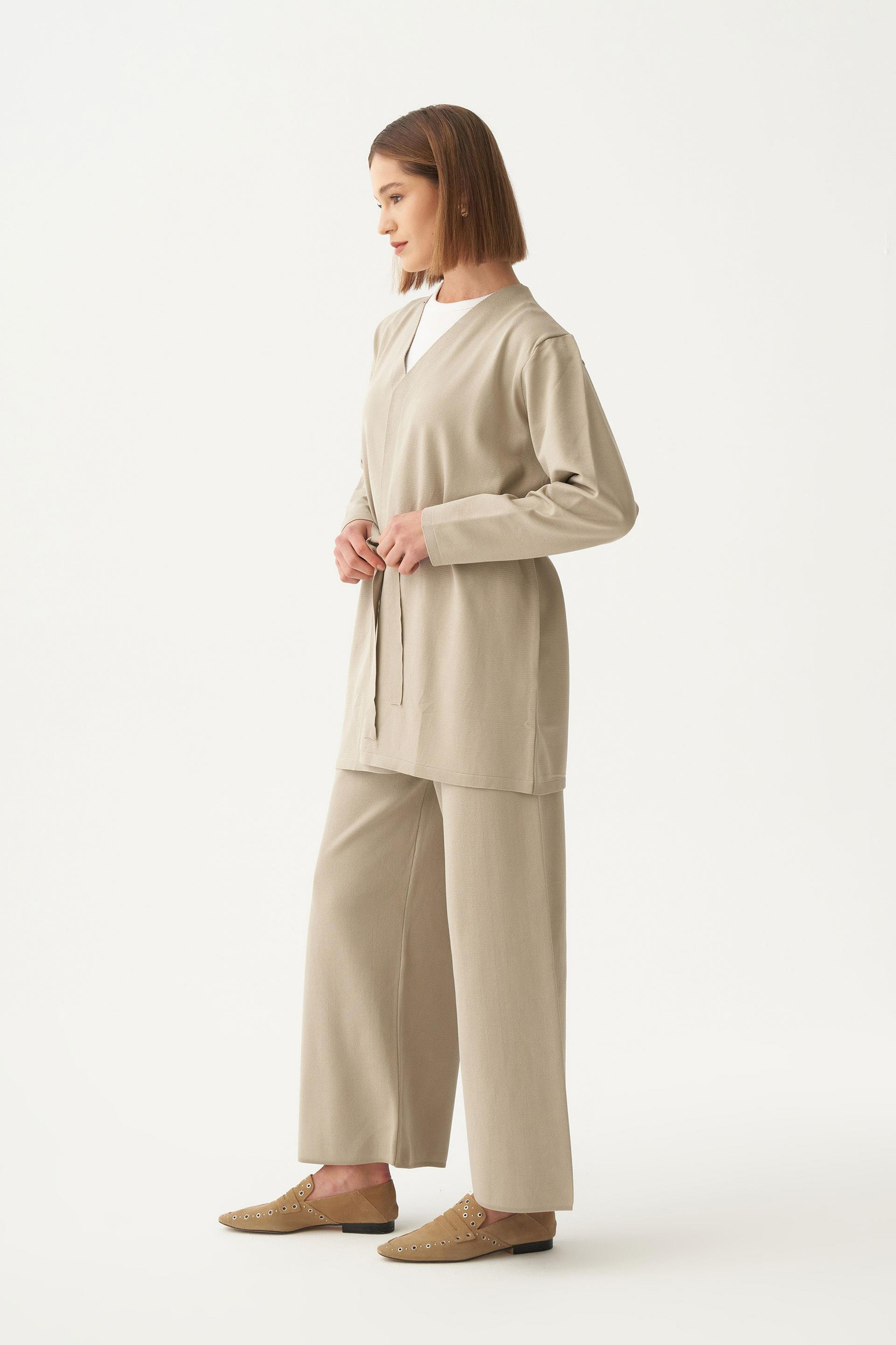 Vizon-Belden Baglamalı Triko Pantolonlu Takım