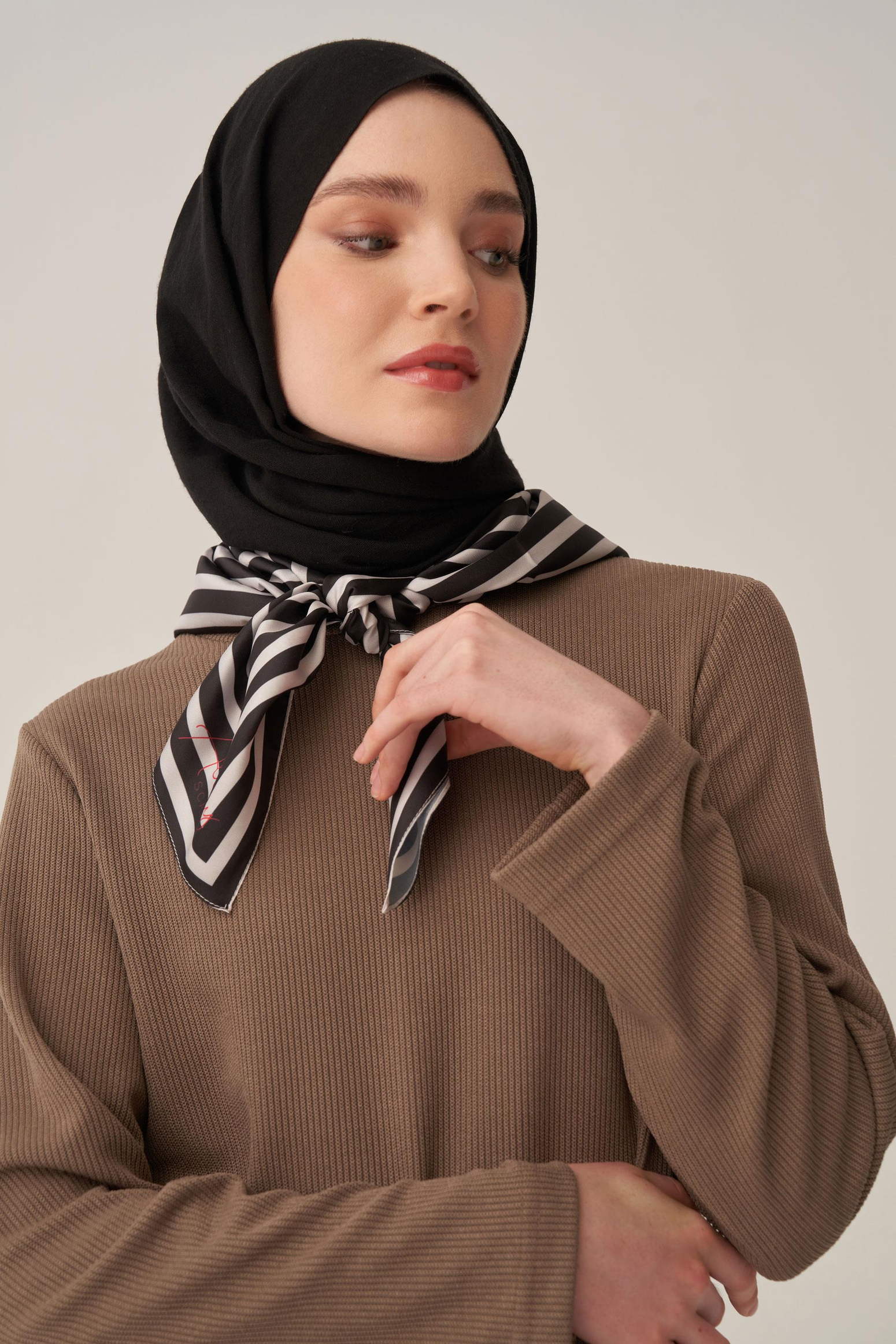 Vizon-Kemer Tokalı Elbise