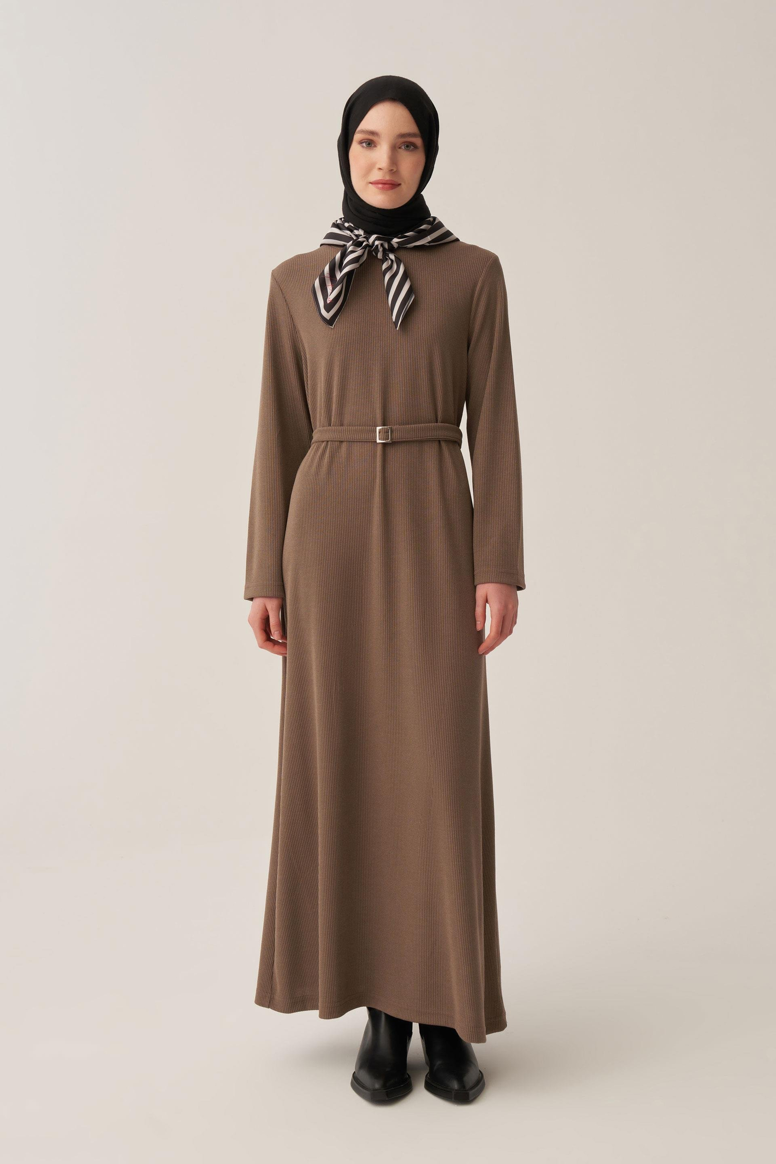 Vizon-Kemer Tokalı Elbise