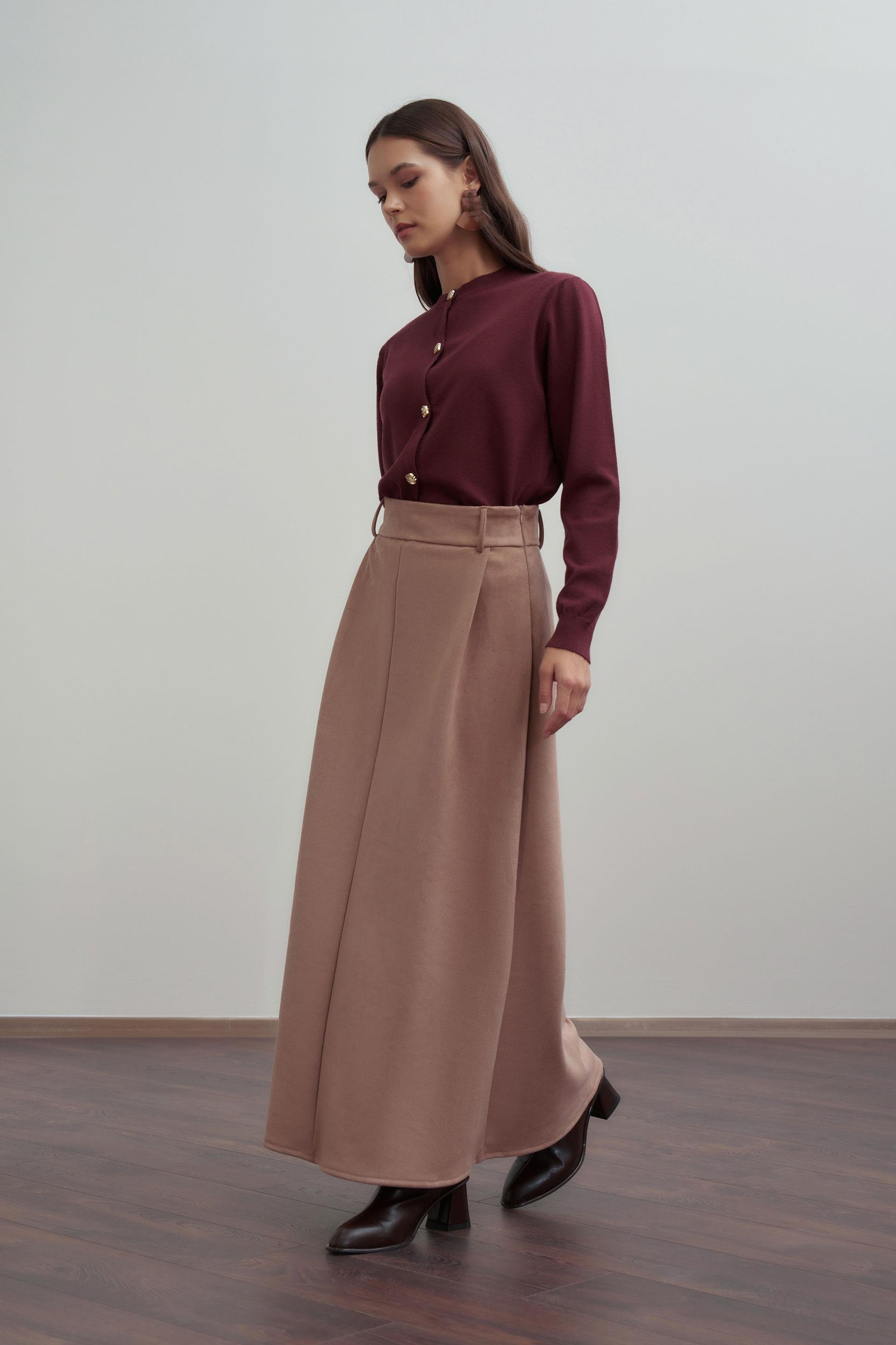 Vizon-Pili Detaylı Scuba Süet Etek