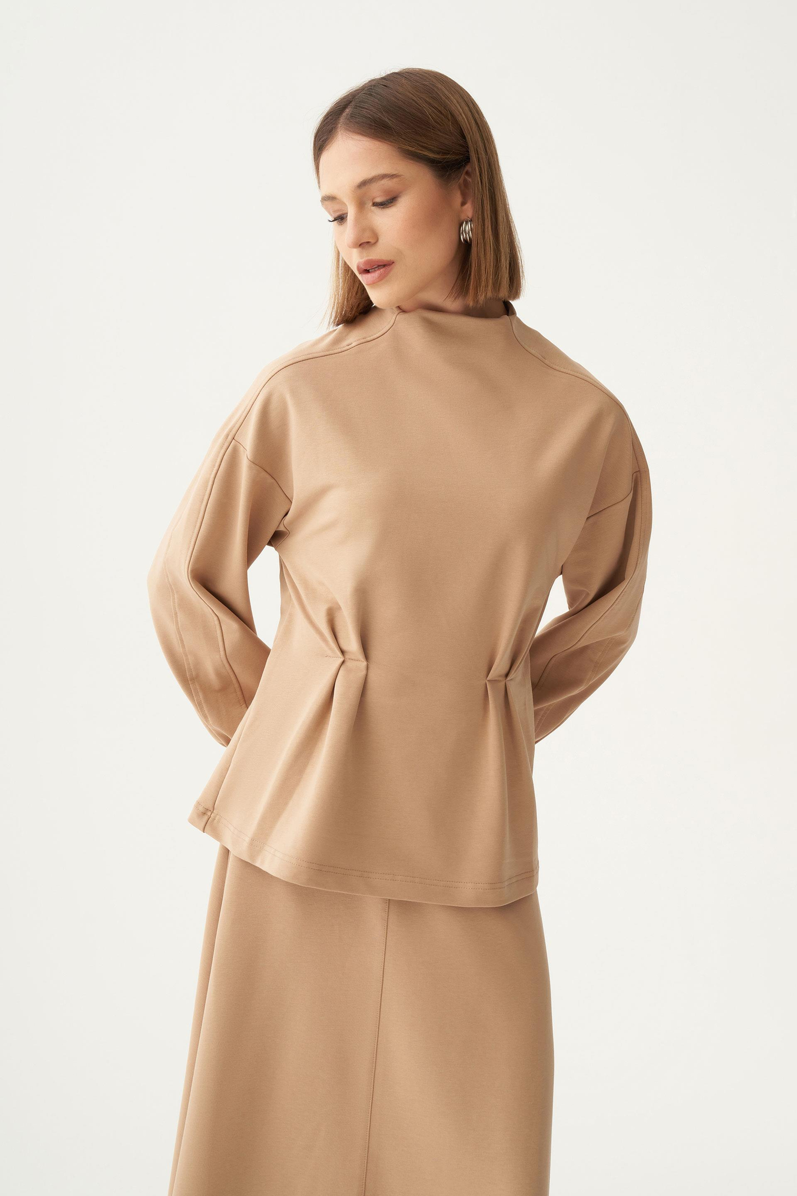 Vizon-Yumuşak Dokulu Pile Detaylı Etekli Takım