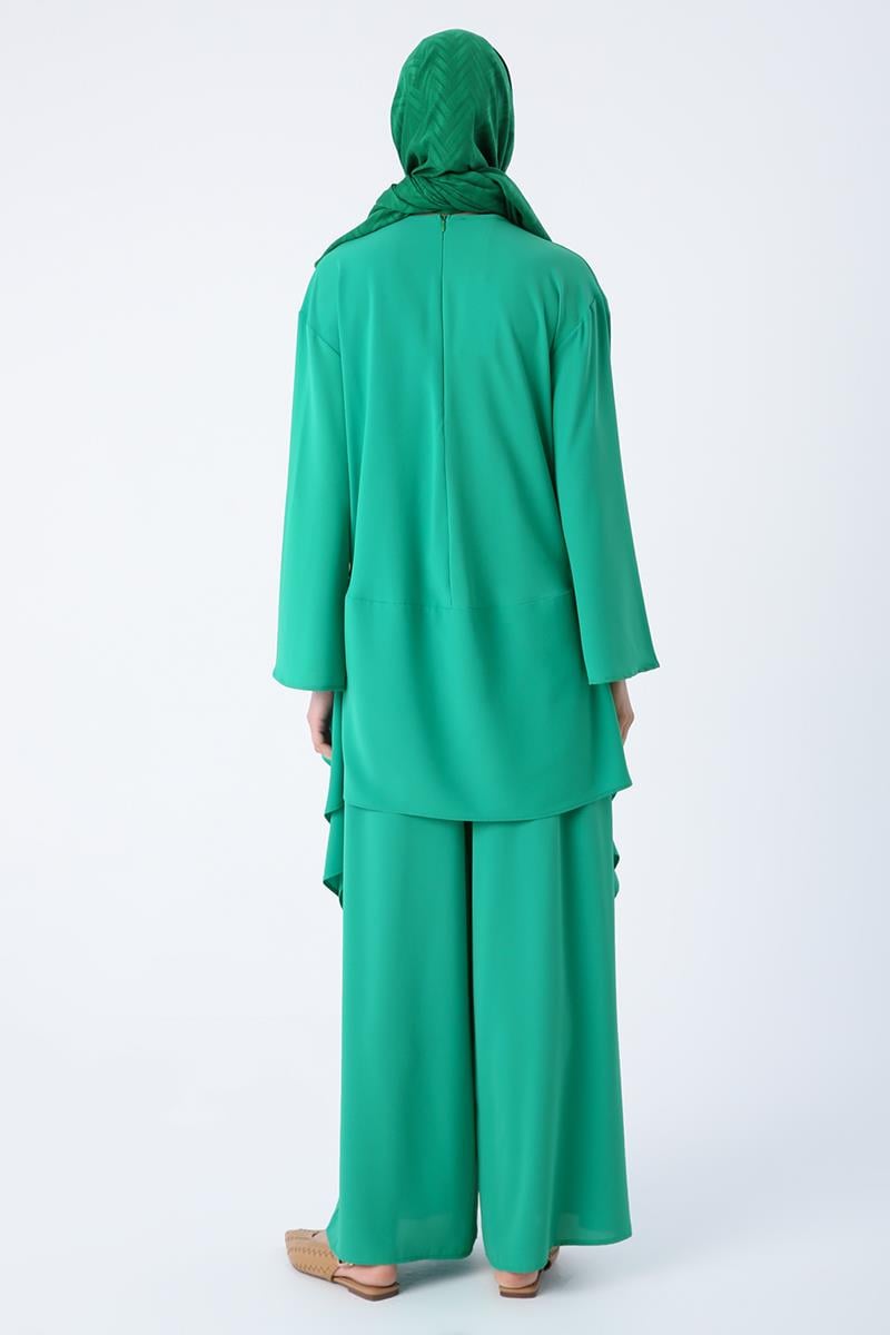 Yeşil-Asimetrik Kesim Tunikli Bol Paça Pantolonlu Salaş Takım