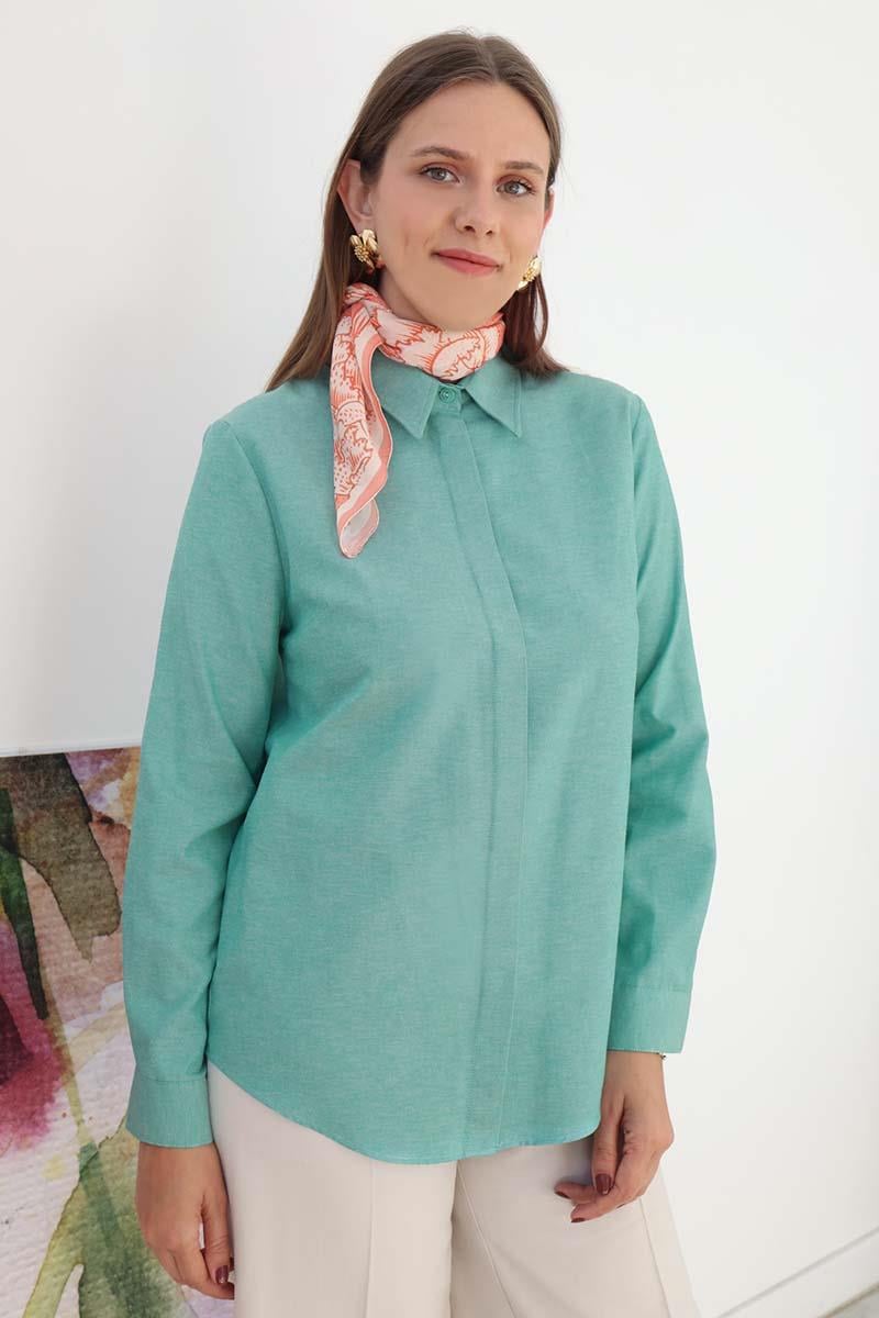 قميص بلاكيت مخفي أساسي باللون الأخضر