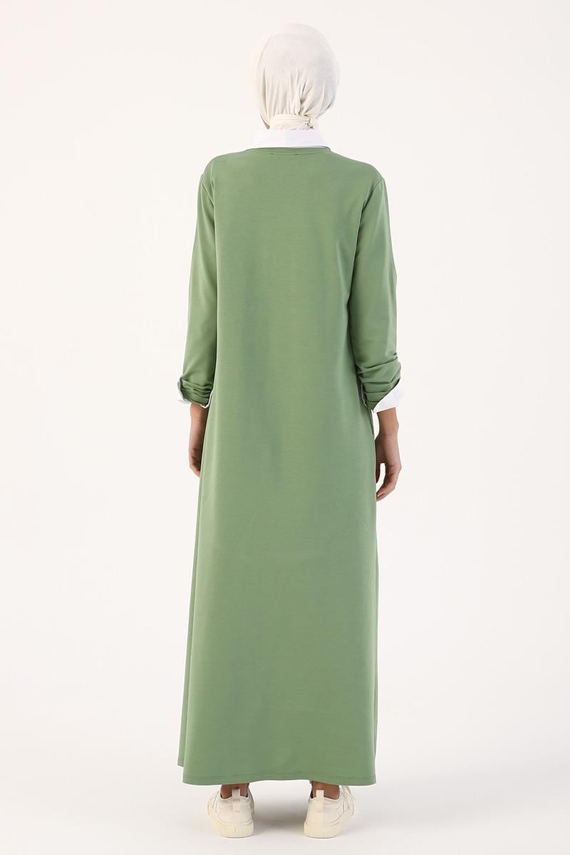 Yeşil-Yırtmaçlı Baskı Detaylı Elbise