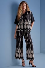 genis-paca-siyah-brodeli-pantolon-36-8ed.jpg