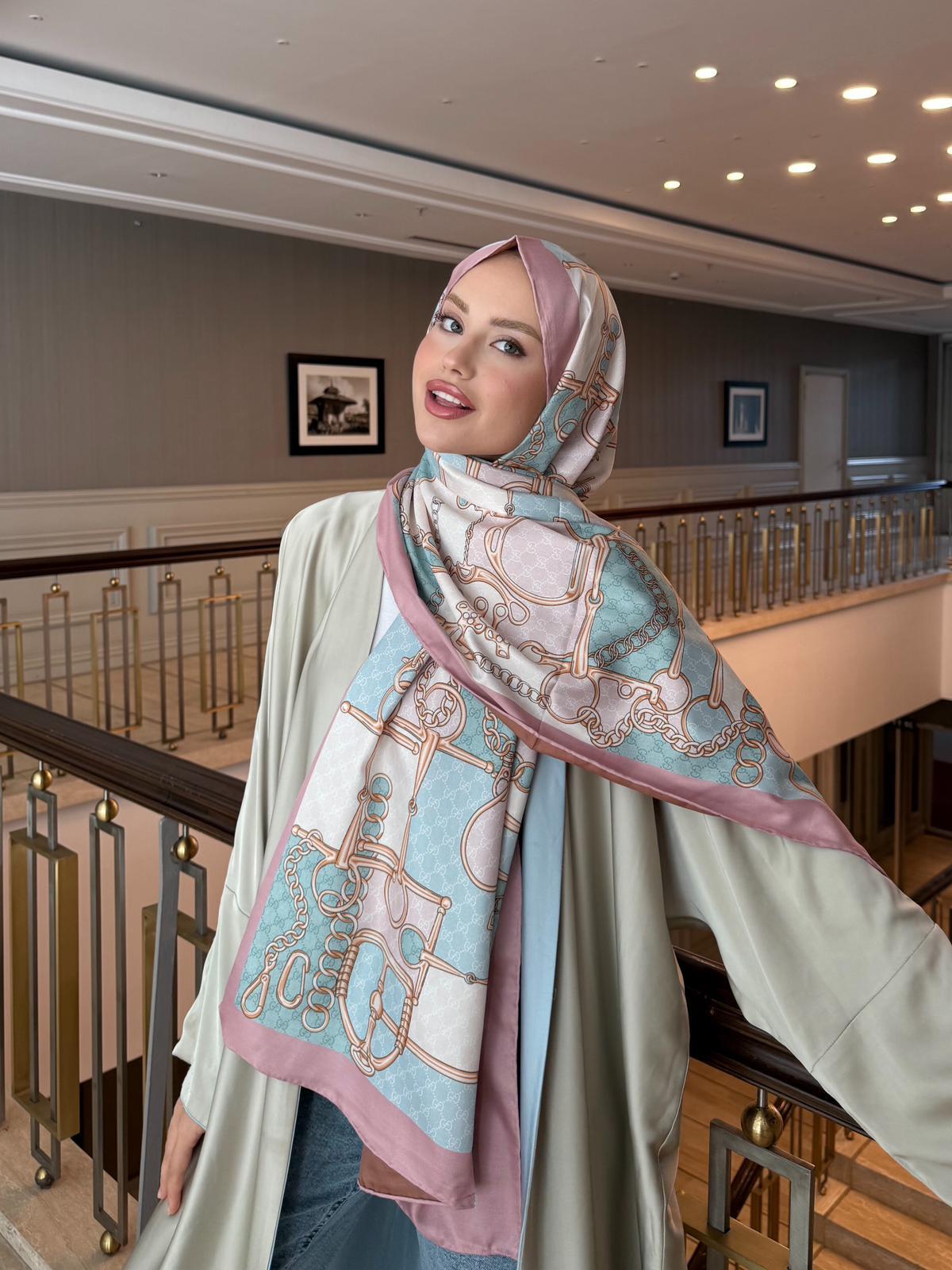 İthal Pudra Pembe & Kiremit GC Zincir Desen Twill İpek Şal · görsel 2