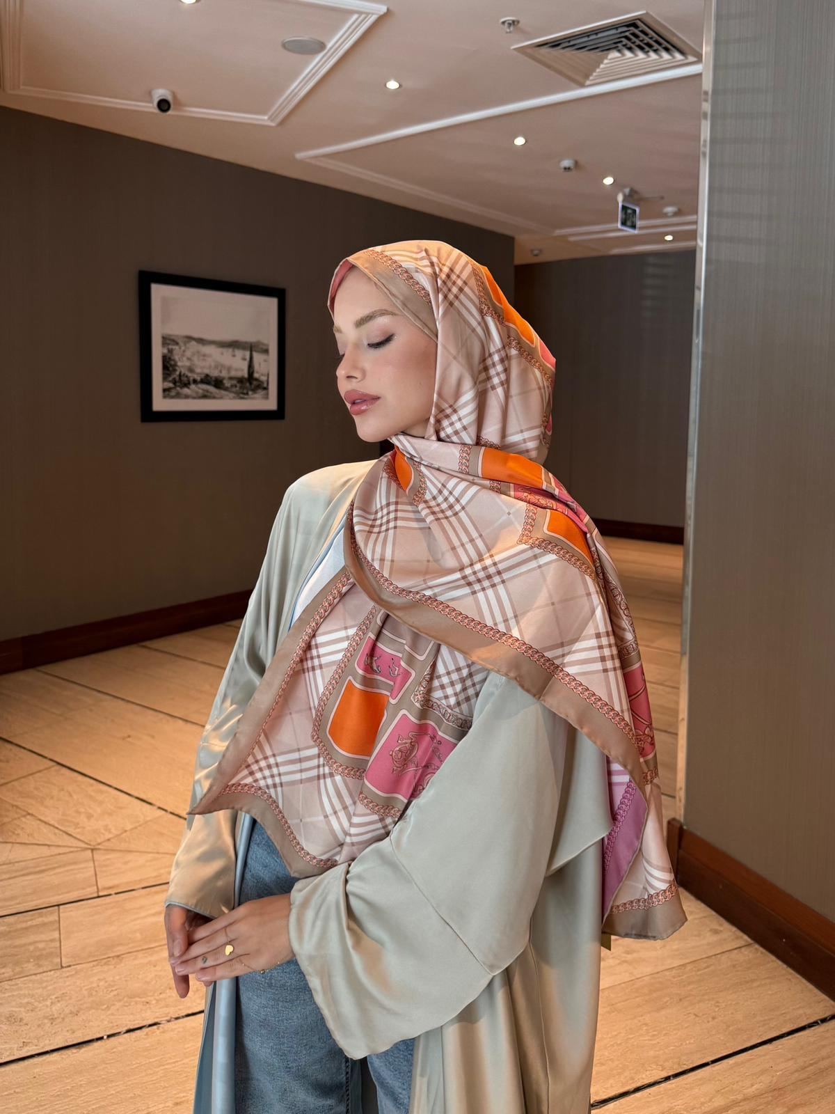 İthal Şeker Pembe & Pudra B Desen Twill İpek Şal · görsel 4