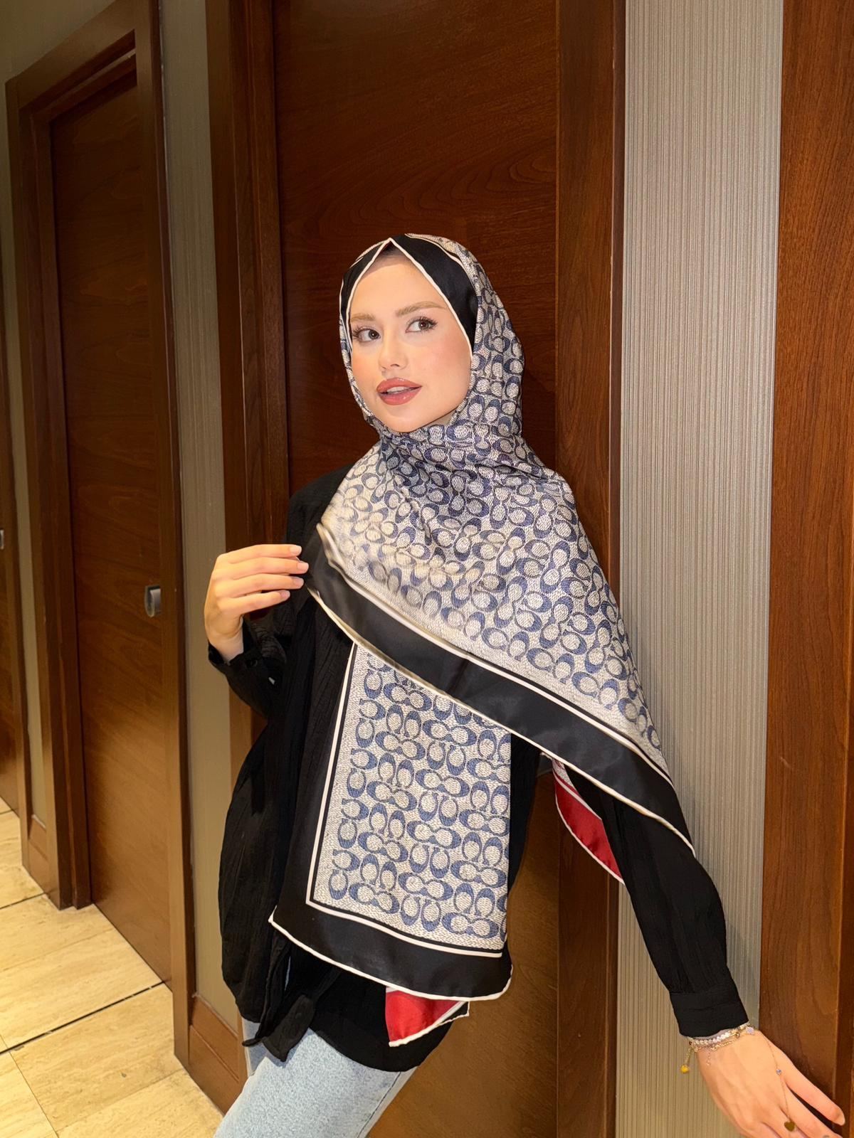 İthal Siyah & Kırmızı C Desen Twill İpek Şal · görsel 4