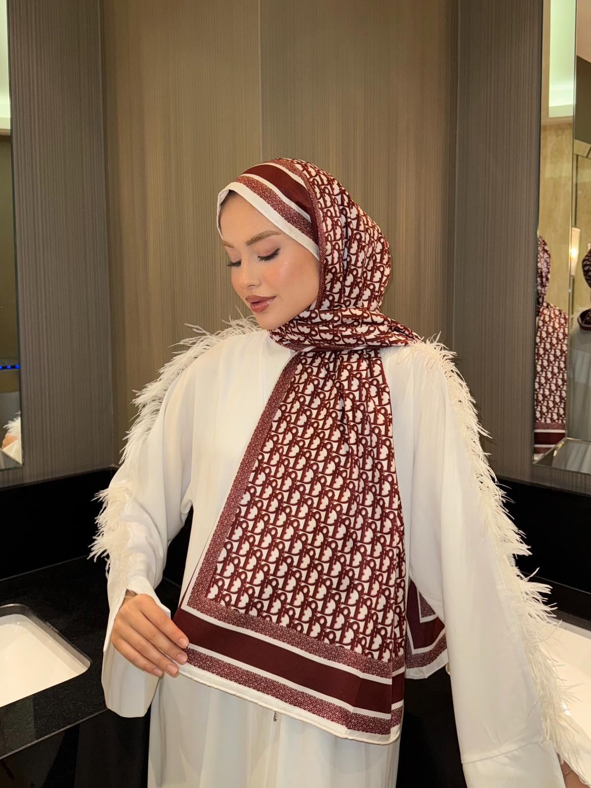 İthal Siyah & Kırmızı CD Desen Twill İpek Şal · görsel 2
