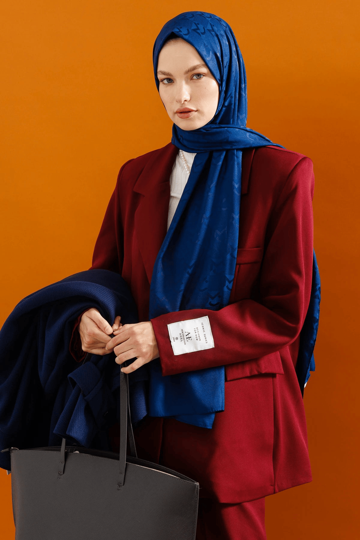 Lacivert Mc Desen Jakar Şal · Monogram Jakar · görsel 2
