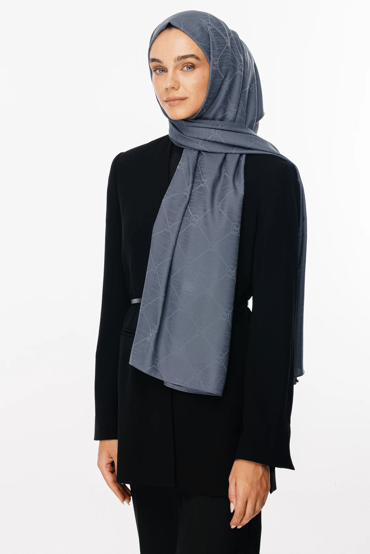 Füme Moon Is Desen Jakar Şal · Monogram Jakar · görsel 2